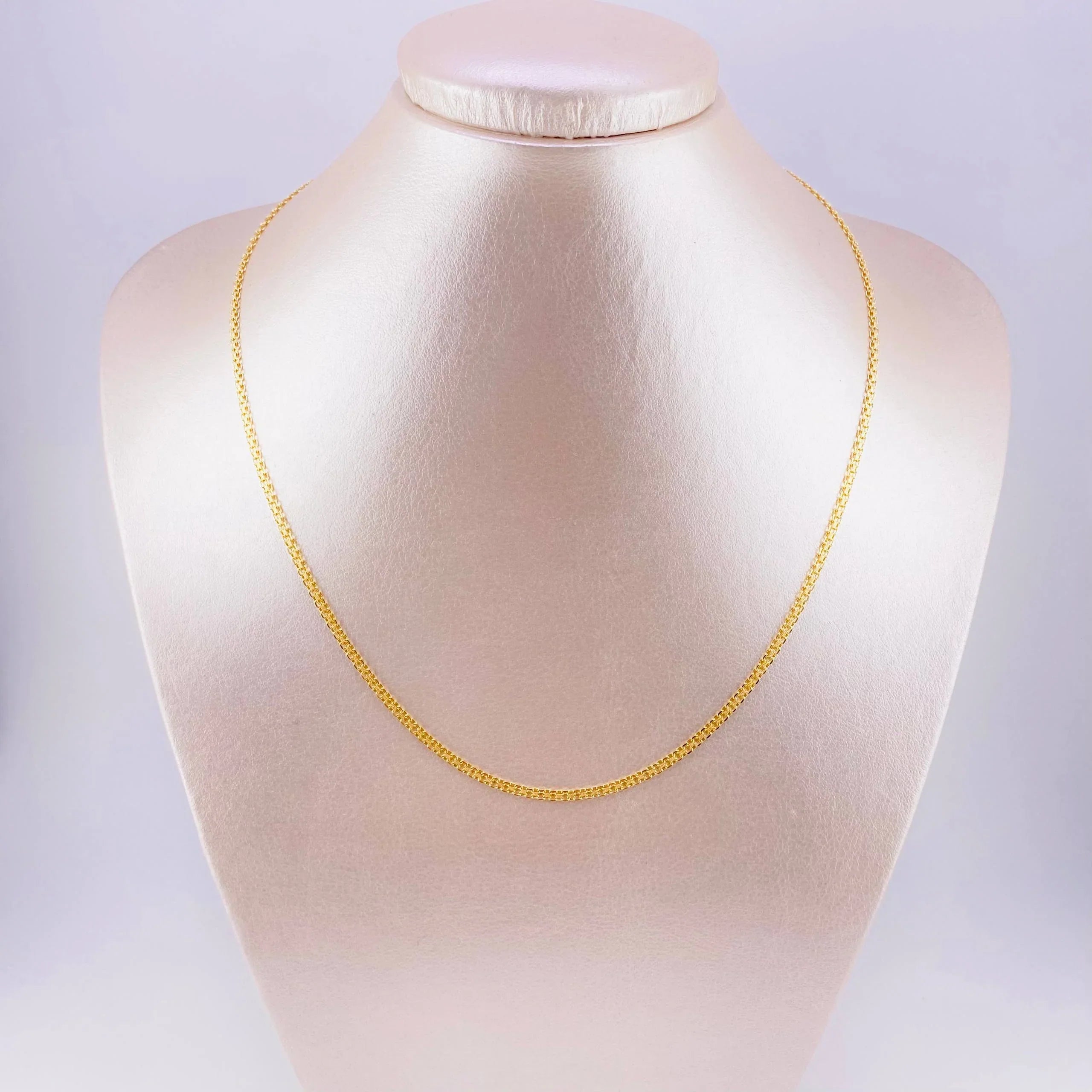 Cadena China 4.2g / 45cm / 0.19mm Oro Amarillo 18K