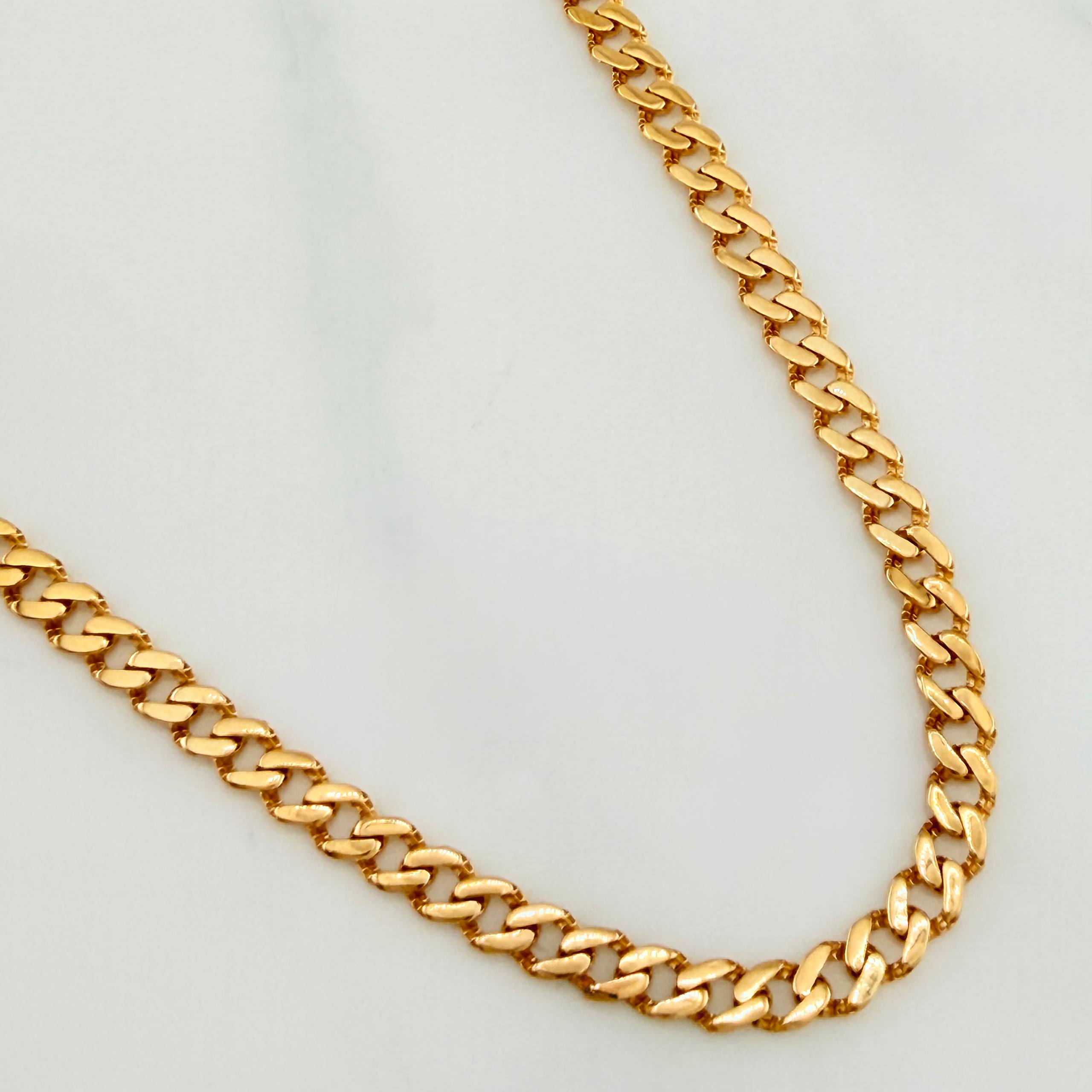 Cadena Cubana 15.85 g / 61.5 cm / 4.4 mm Oro Amarillo 18K