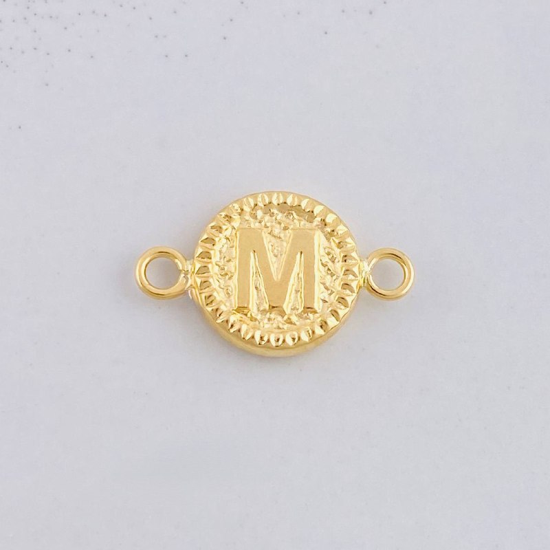 Herraje Circulo Letra M 0.6g / 1.7cm Oro Amarillo 18K
