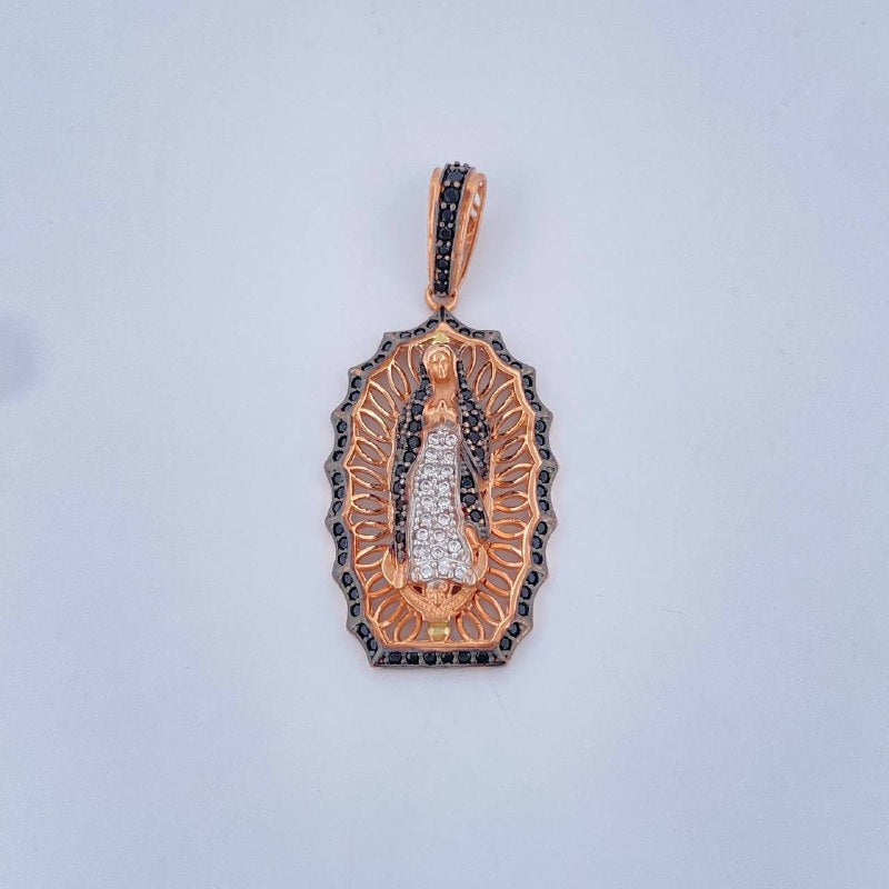 Dije Virgen de Guadalupe 5.7gr / 4.2cm / Tres Oros 18K $