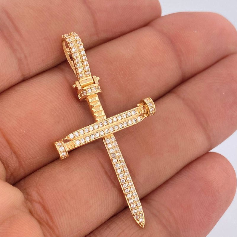Dije Cruz Clavo 4.1gr / 4.7cm / Oro Amarillo 18K $