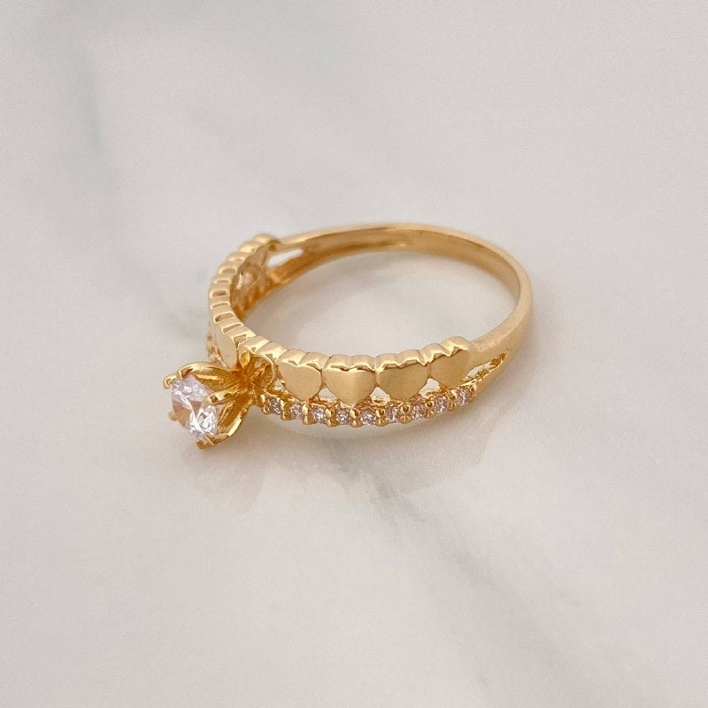 Anillo Solitario Carril Corazones 2.45 g / T6 1/4 Oro Amarillo 18K