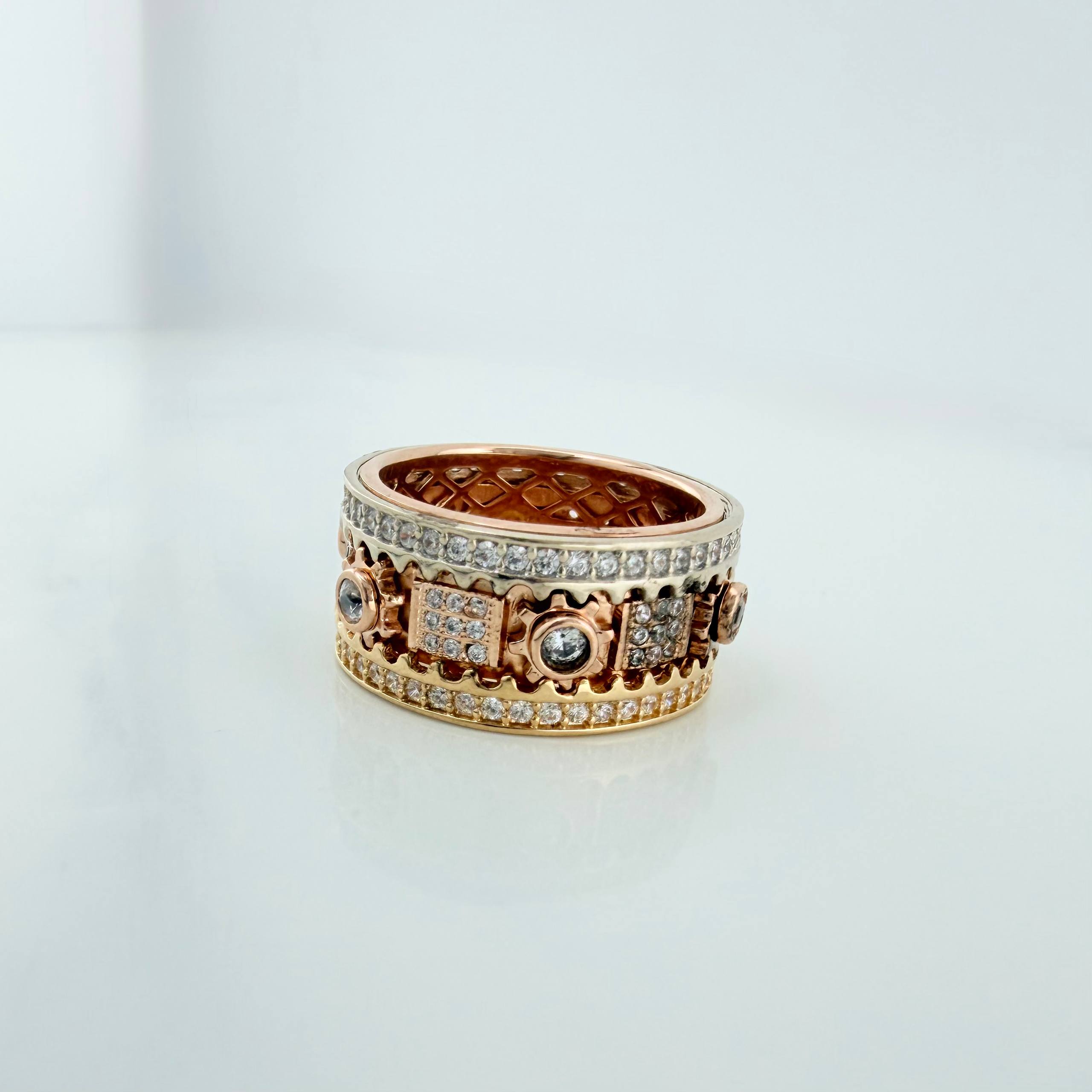 Anillo Mecanico Movil 13.25 g / T8 1/4 Tres Oros 18K