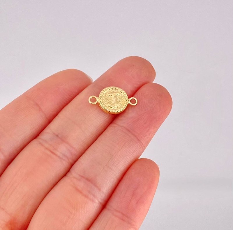 Herraje Circulo Letra J 0.55g / 1.6cm Oro Amarillo 18K