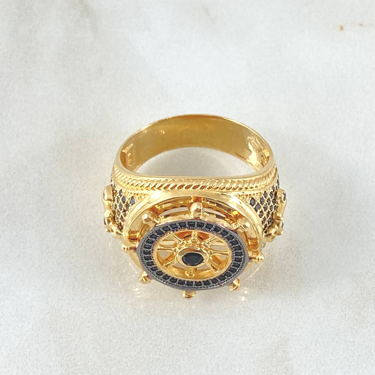 Anillo Timon Movil 12.4gr / T9 1/4 / Circones Negros Oro Amarillo 18K *