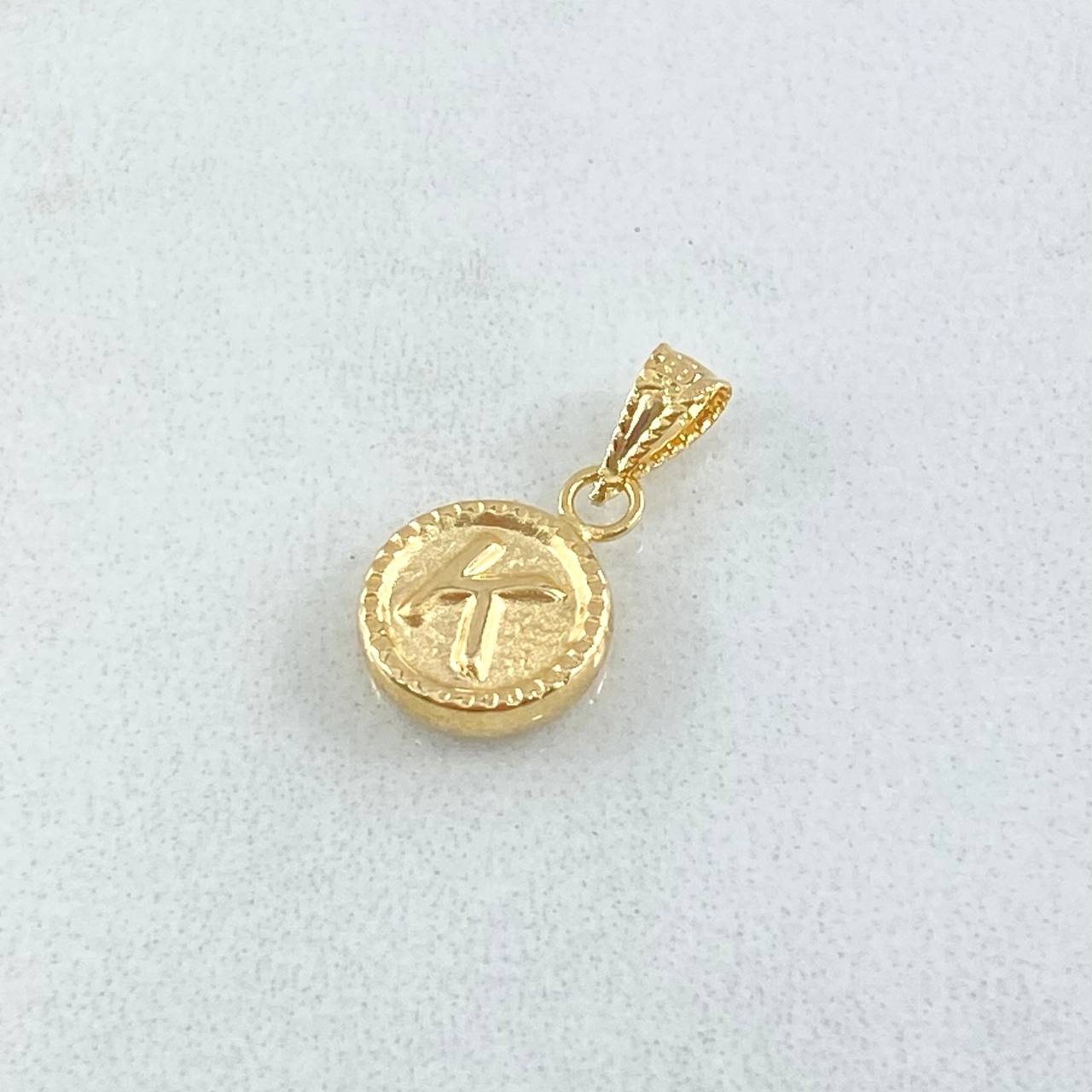 Dije Letra K 0.45gr / 1.4cm / Circulo Cargador Bordeado Oro Amarillo 18K *