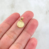 Dije Letra M 0.6gr / 1.7cm / Circulo Cargador Bordeado Oro Amarillo 18K *