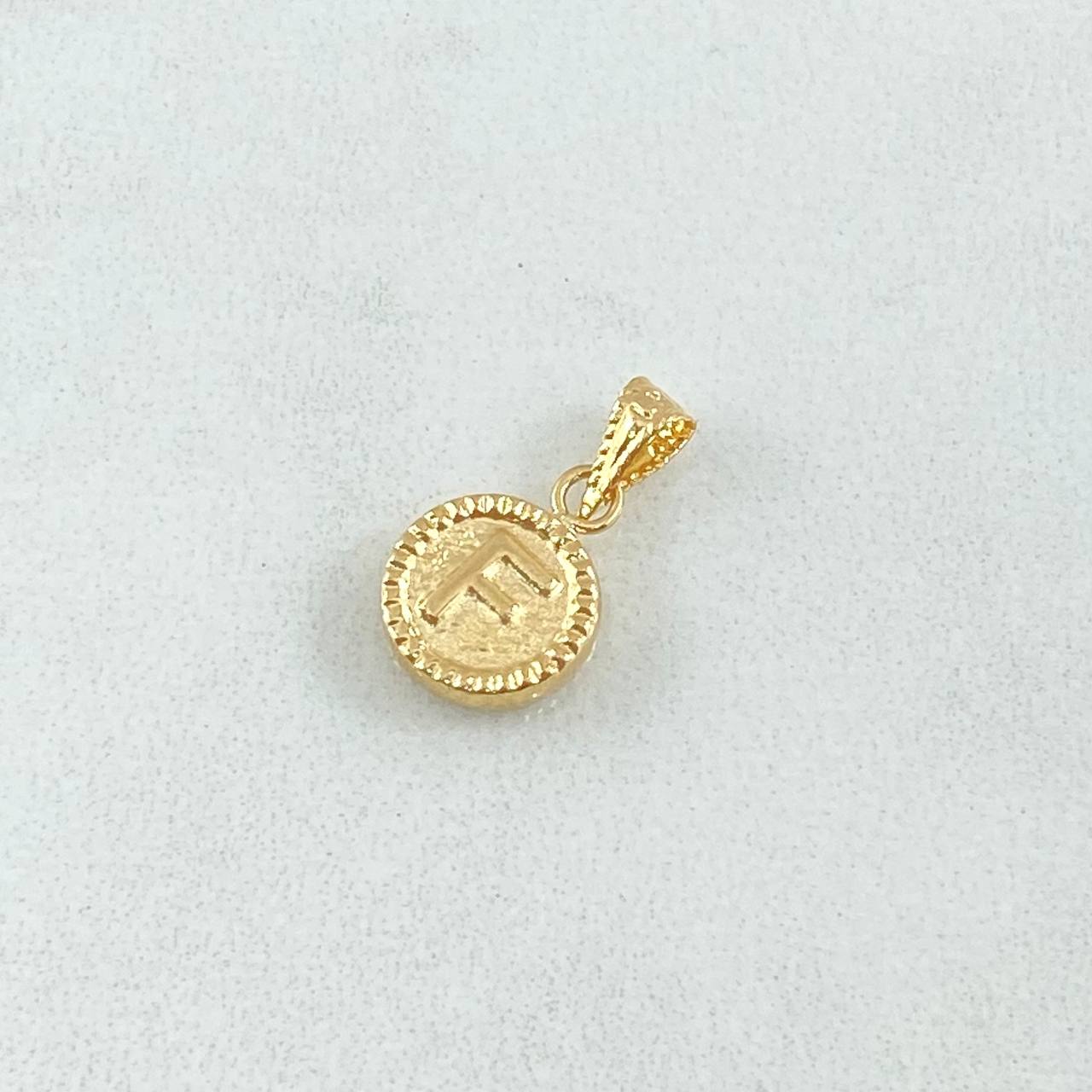 Dije Letra F 0.4gr / 1.4cm / Circulo Texturizado Oro Amarillo 18K *