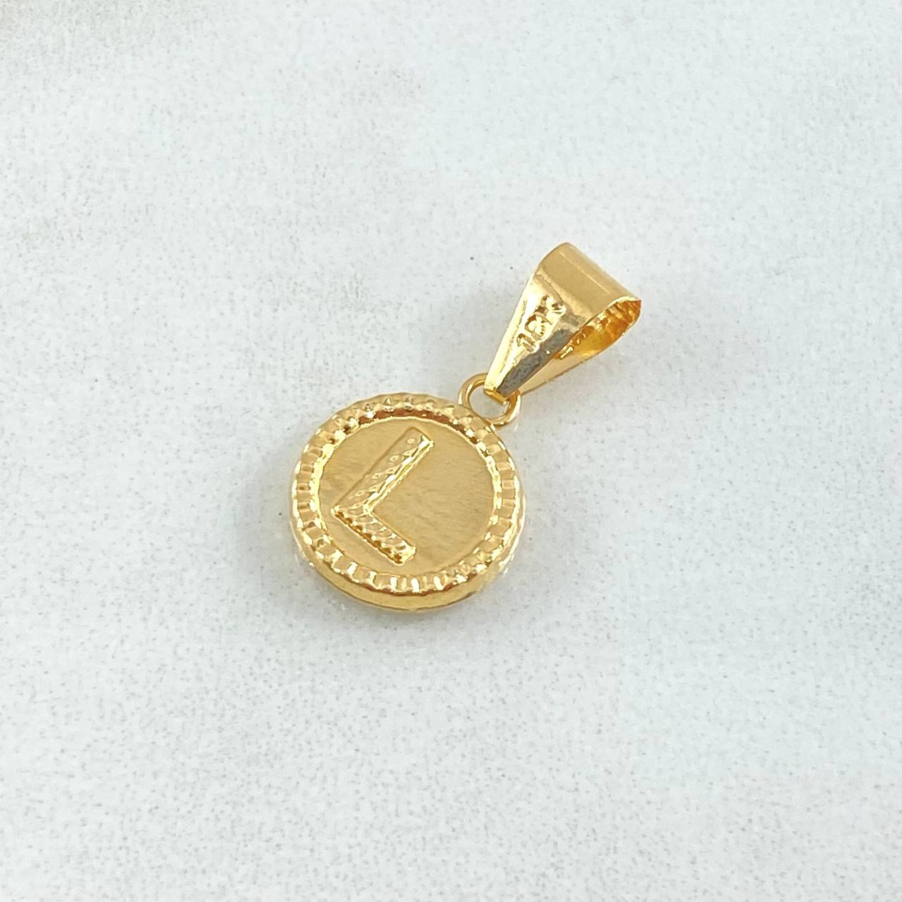 Dije Letra L 0.6gr / 1.7cm-Bordeado Oro Amarillo 18K ©