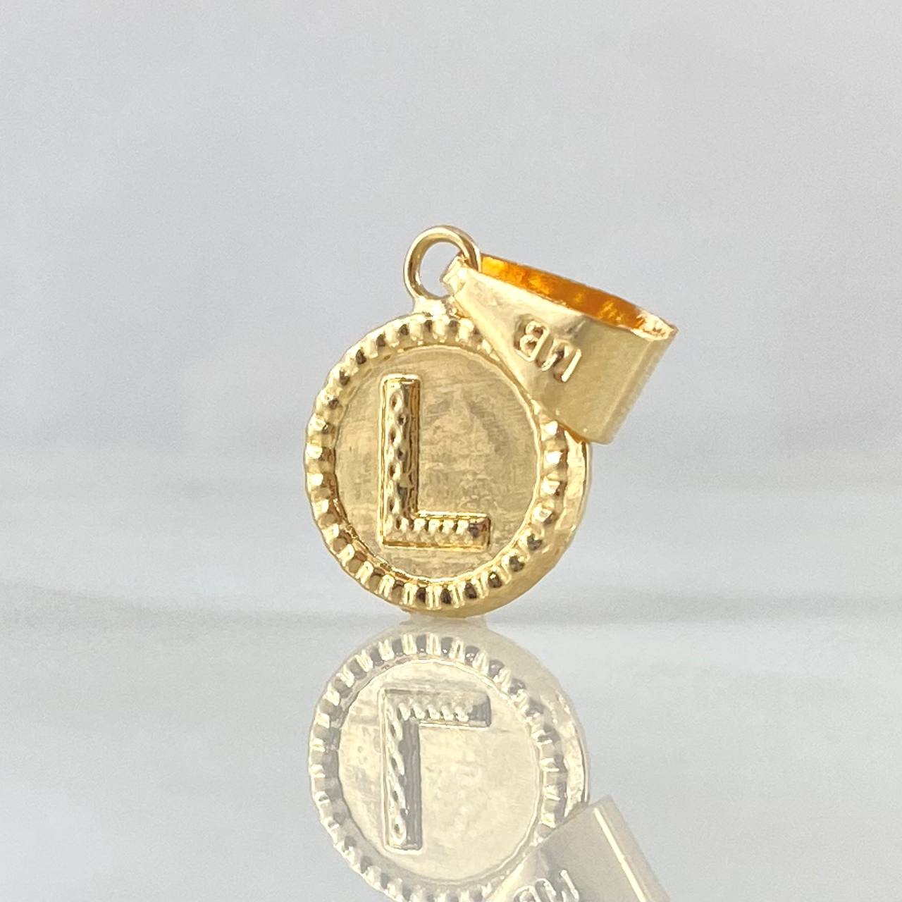 Dije Letra L 0.6gr / 1.7cm-Bordeado Oro Amarillo 18K ©