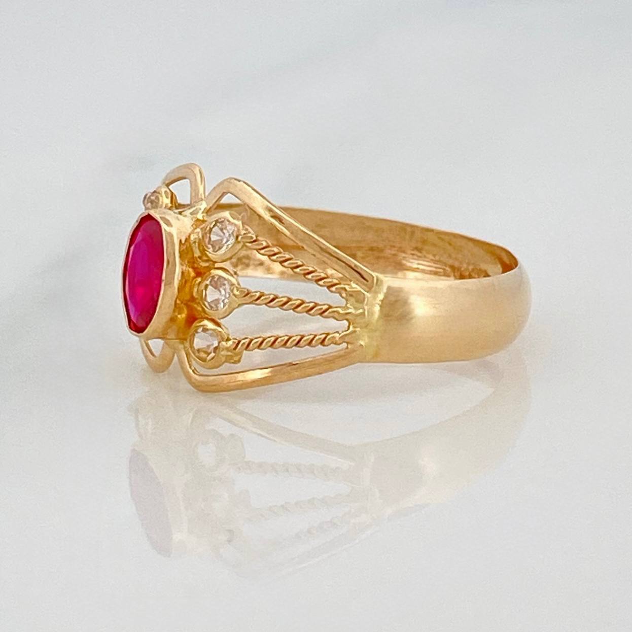 Anillo Lyra Puente Estrellas 1.35 g / T7 3/4 Oro Amarillo 18K