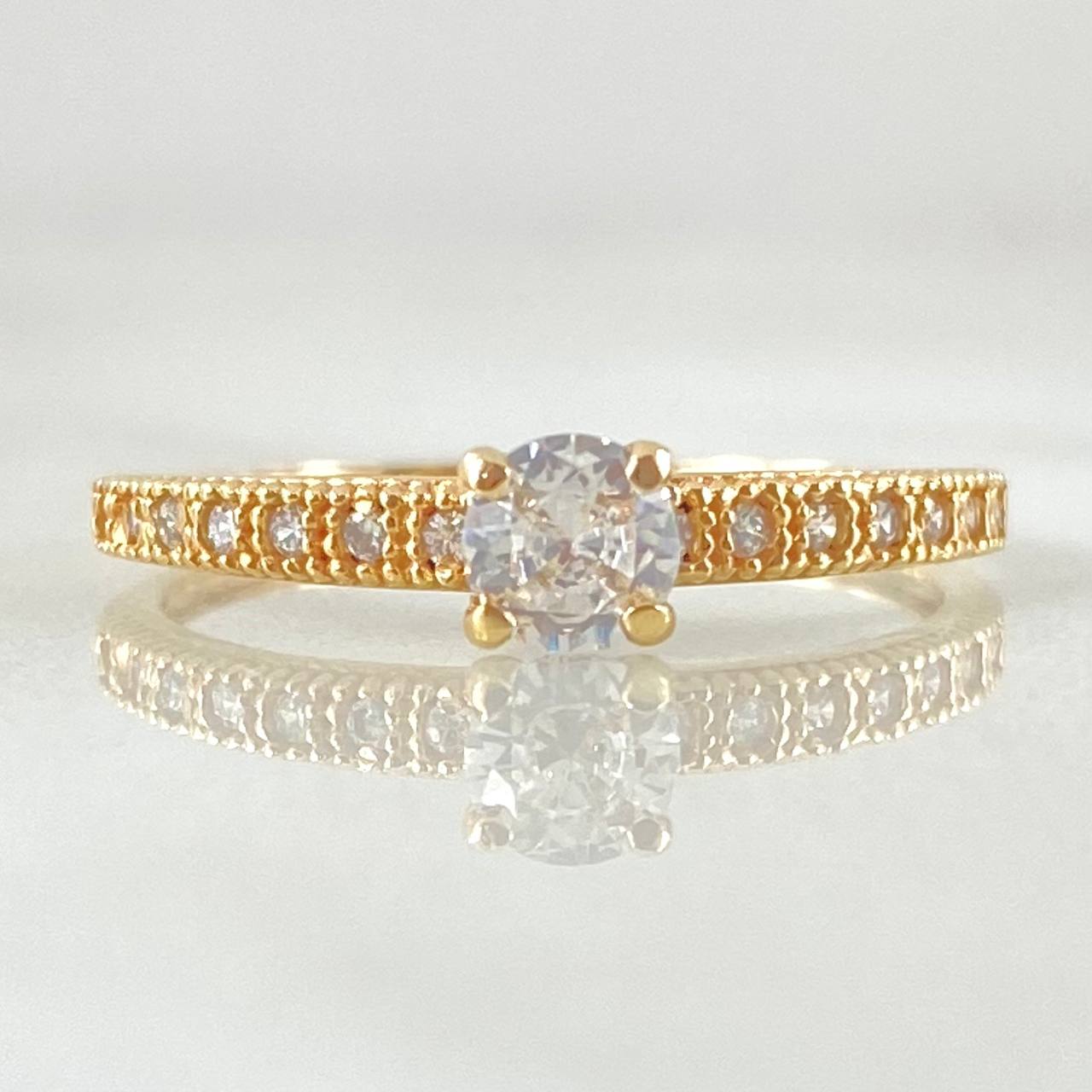 Anillo Solitario Churumbela 1.35gr / T5 1/2 / Oro Amarillo 18K