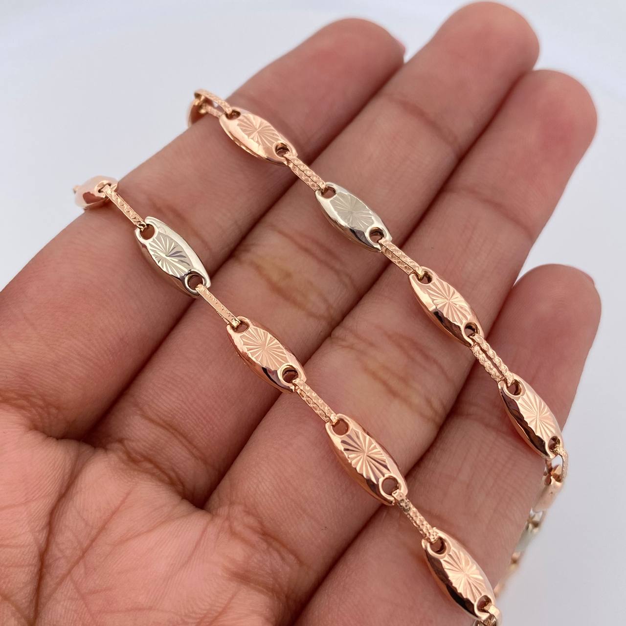 Cadena Rustica Eslabon 11.2gr / 56cm / Dos Oros Blanco Rosa 18K $