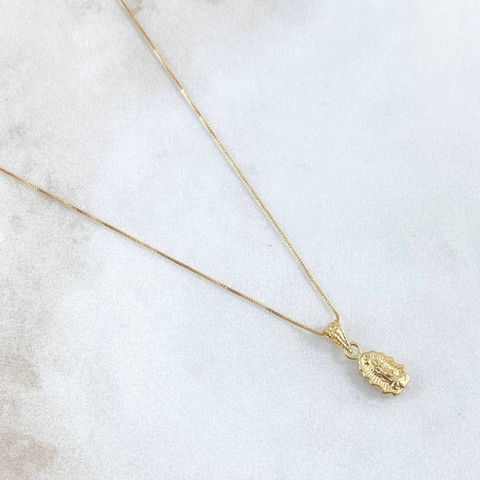 Set Cadena Veneciana 0.9gr / 40cm / 0.5mm + Dije Guadalupe 0.35gr / 1.4cm Cargador Bordeado 1.25gr Oro Amarillo 18K (Oferta) *