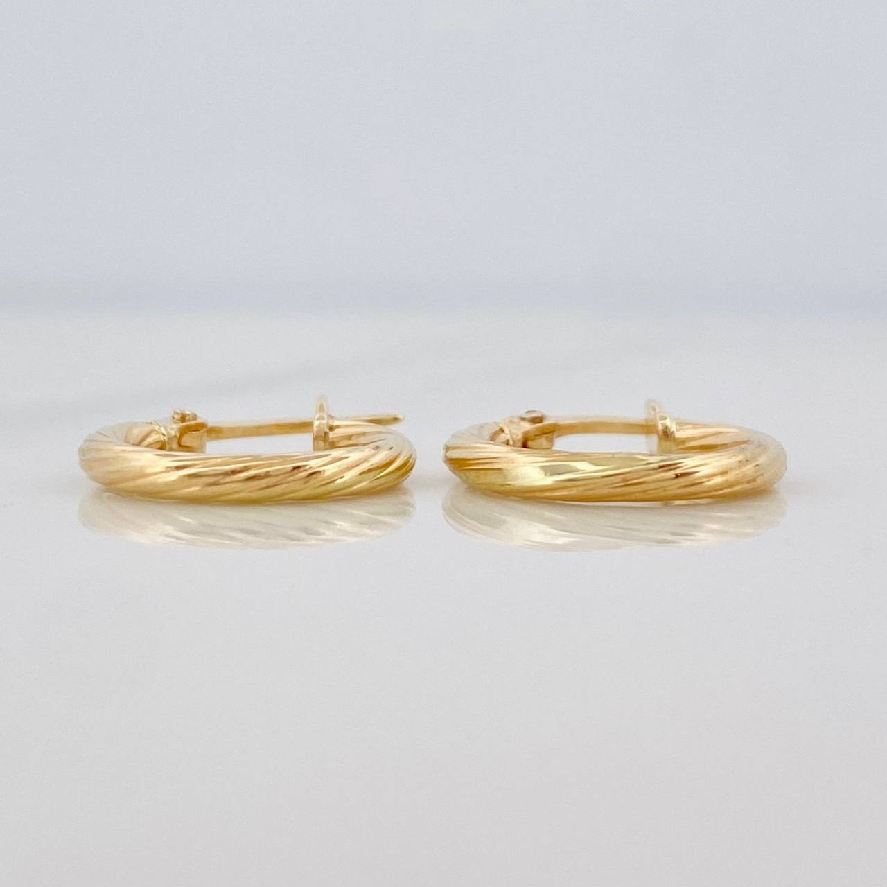 Candongas Espiral 0.85g / 1cm Oro Amarillo 18K