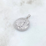 Dije Medalla Virgen María 4.35gr / 2.7cm / Circones Blancos Texturizado Oro Blanco 18K