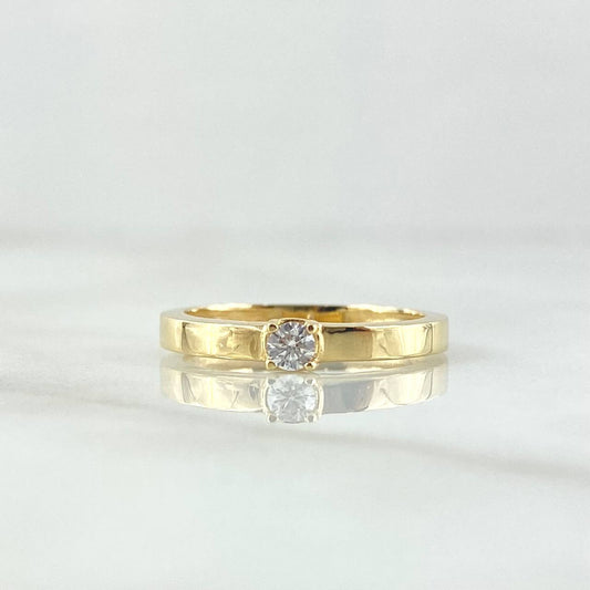 Anillo Solitario Liso Grueso 2.15gr / T7 1/4 / Circon Blanco Oro Amarillo 18K ©