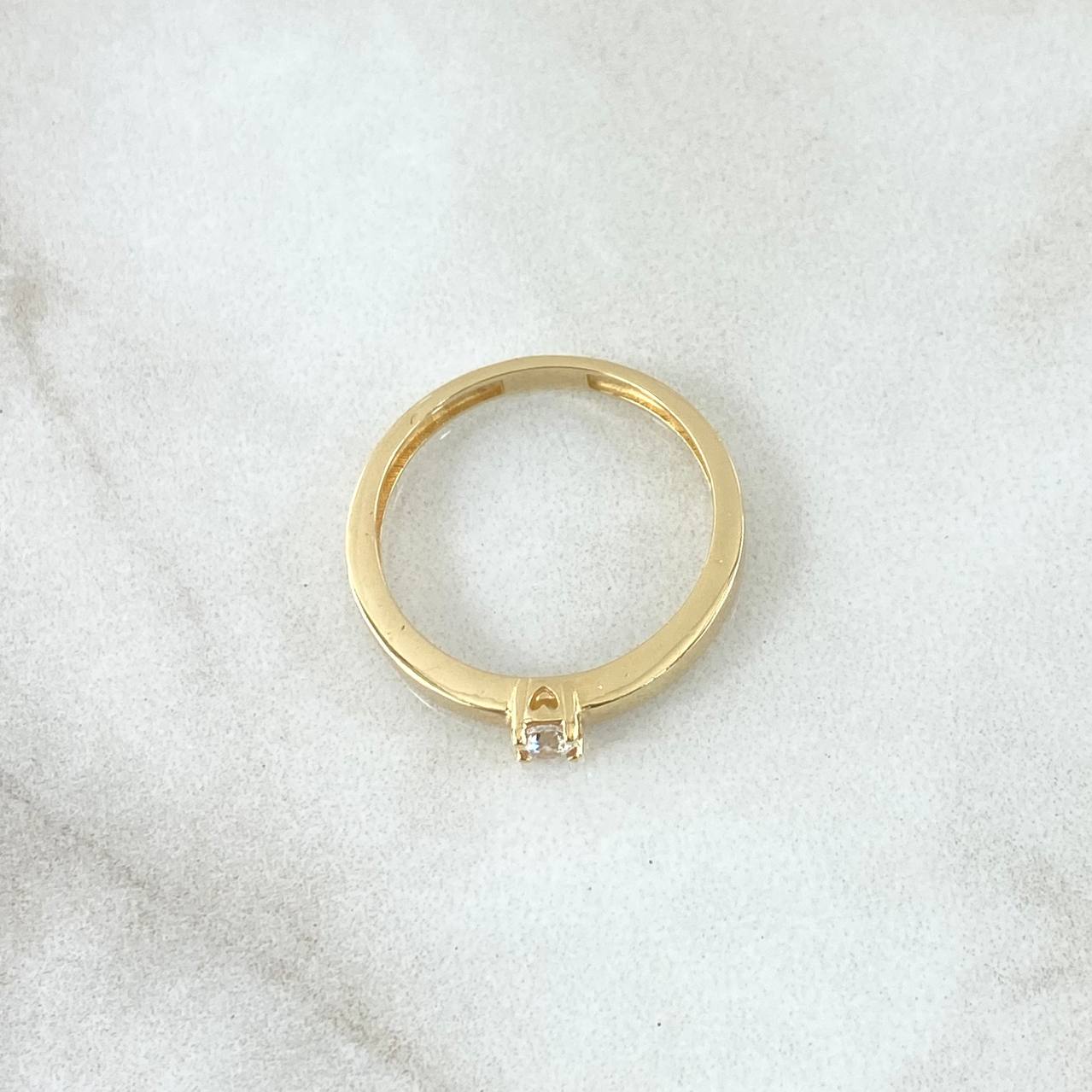 Anillo Solitario Liso Grueso 2.15gr / T7 1/4 / Circon Blanco Oro Amarillo 18K *