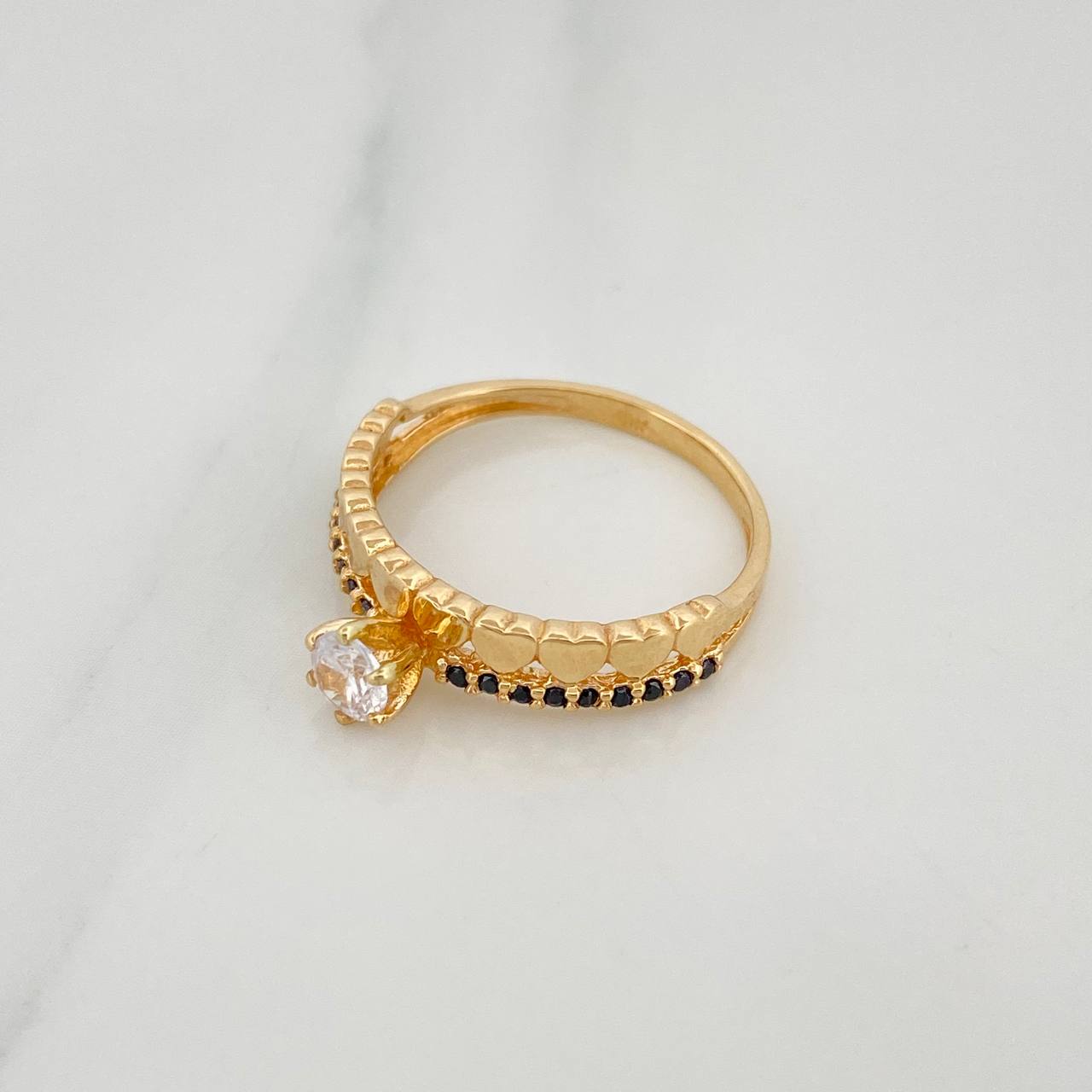Anillo Churumbela Corazones 2.3 g / T6 1/2 Oro Amarillo 18K