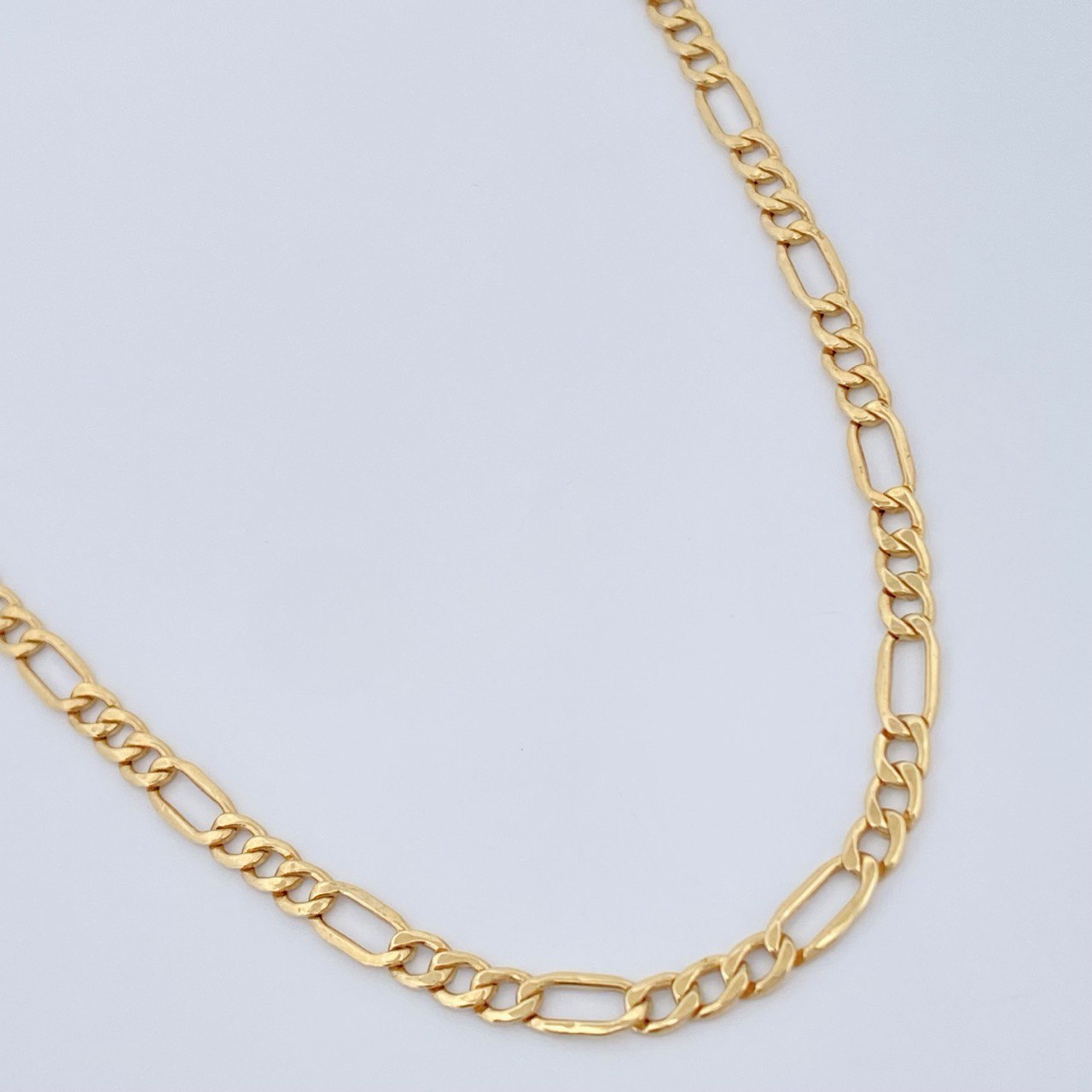 Cadena Figaro 4.05gr / 45.8cm / Oro Amarillo +1 18K &