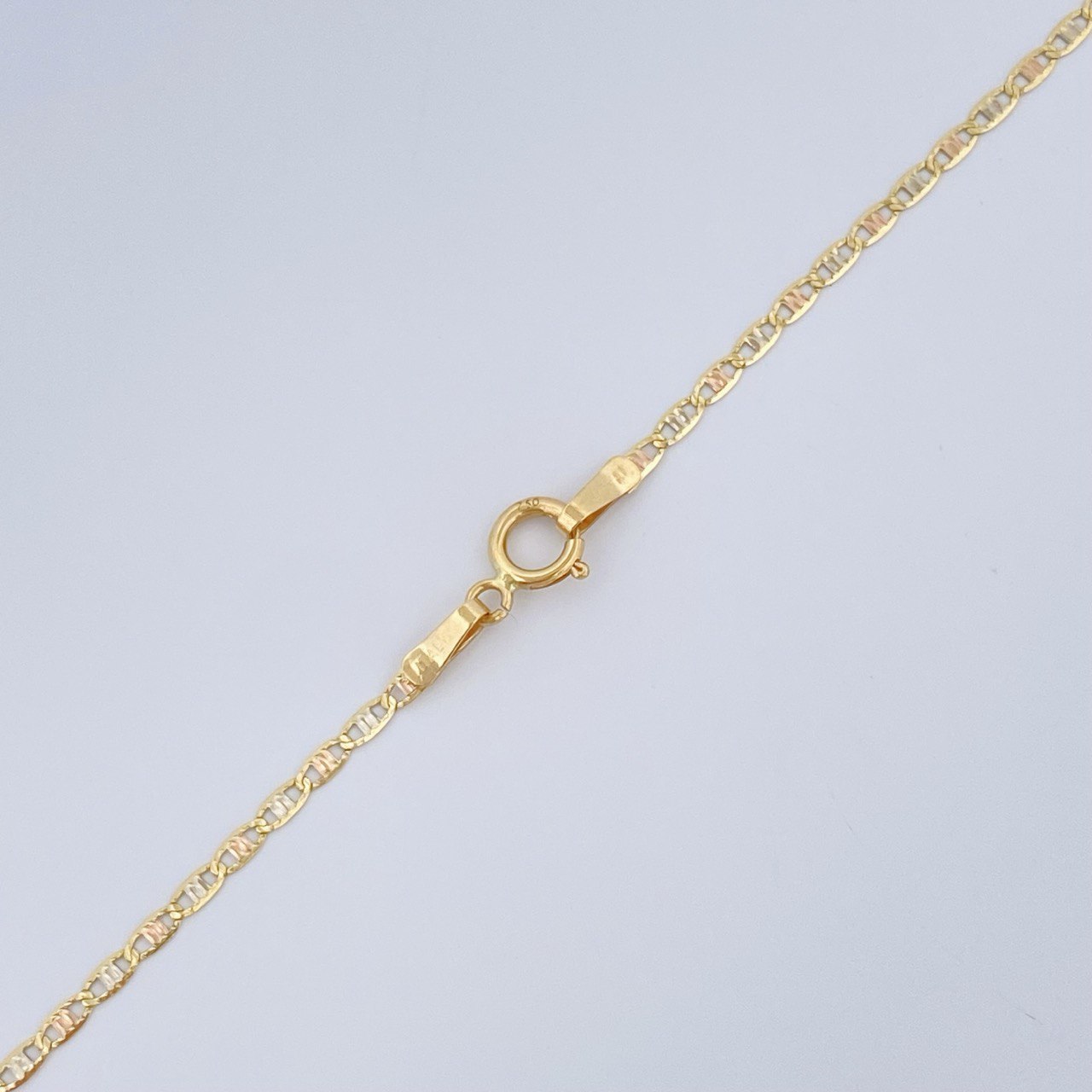 Cadena Escalera Plana 1.3gr / 45.3cm / Tres Oros +3 18K &