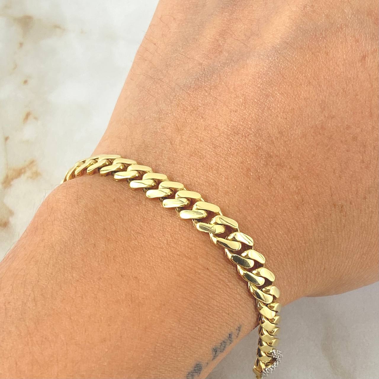 Pulso Cubano Infinito 9gr / 21cm / Oro Amarillo +4 18K ©