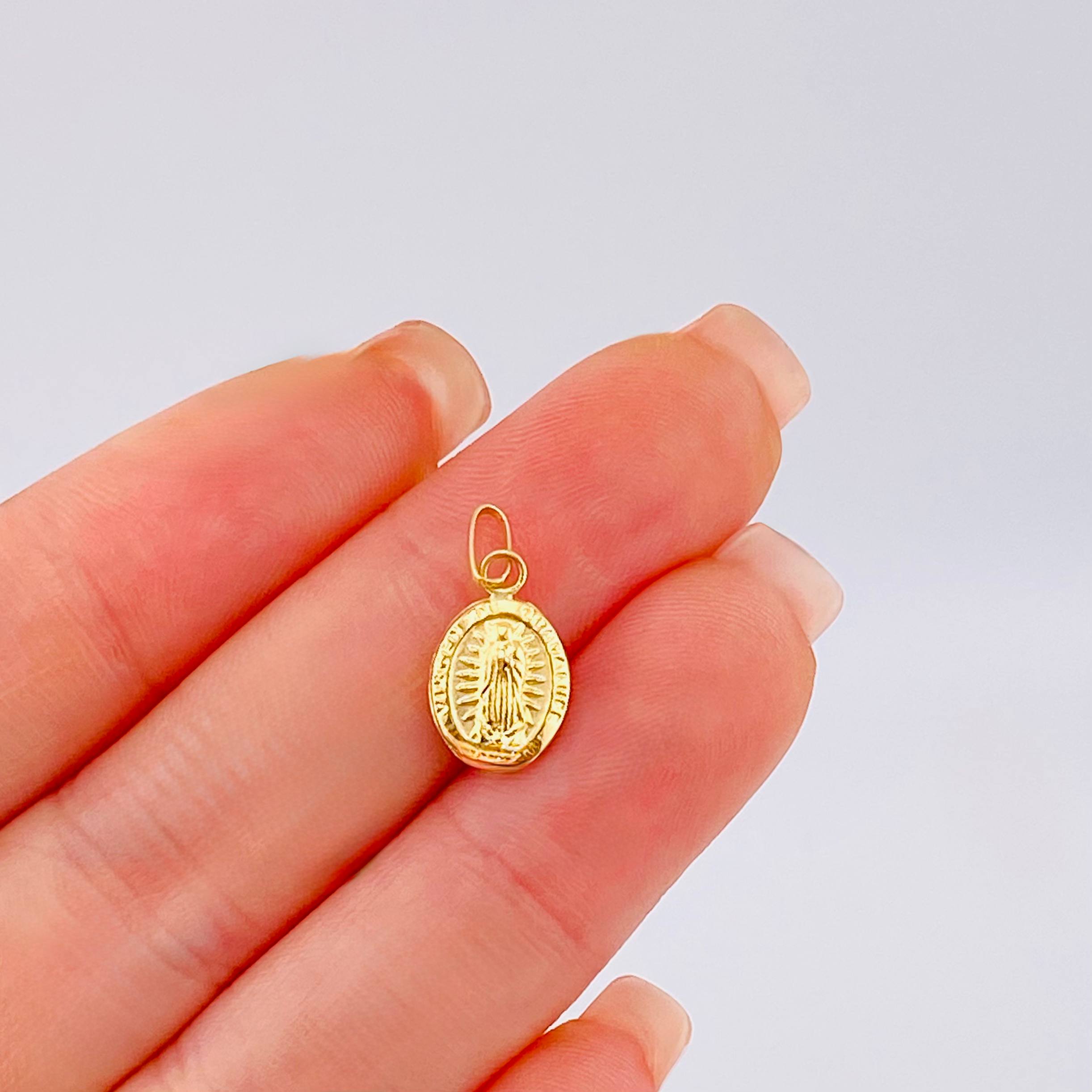 Dije Virgen Guadalupe 0.45gr / 1.5cm / Oro Amarillo 18K