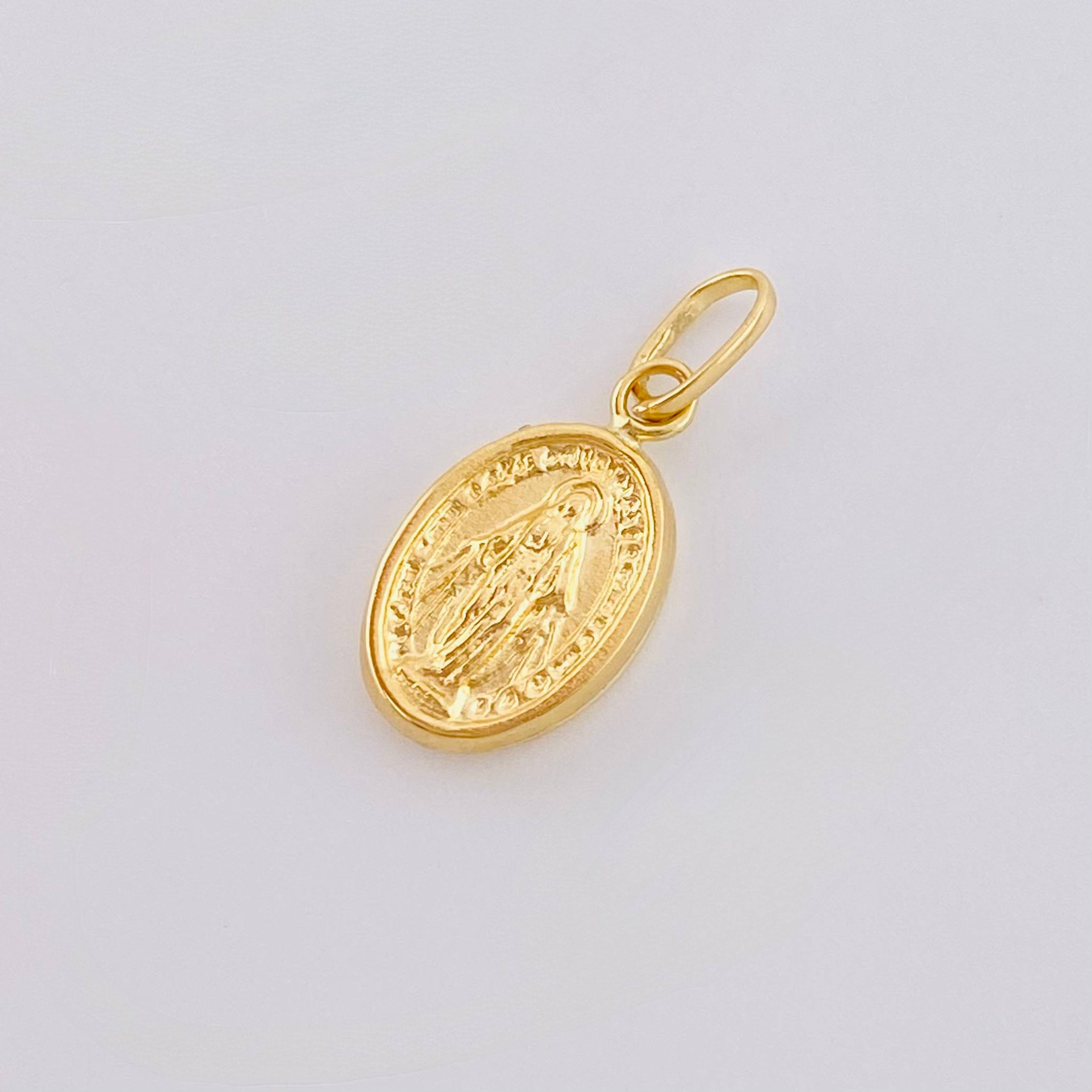 Dije Virgen Milagrosa 0.4gr / 1.6cm / Oro Amarillo 18K