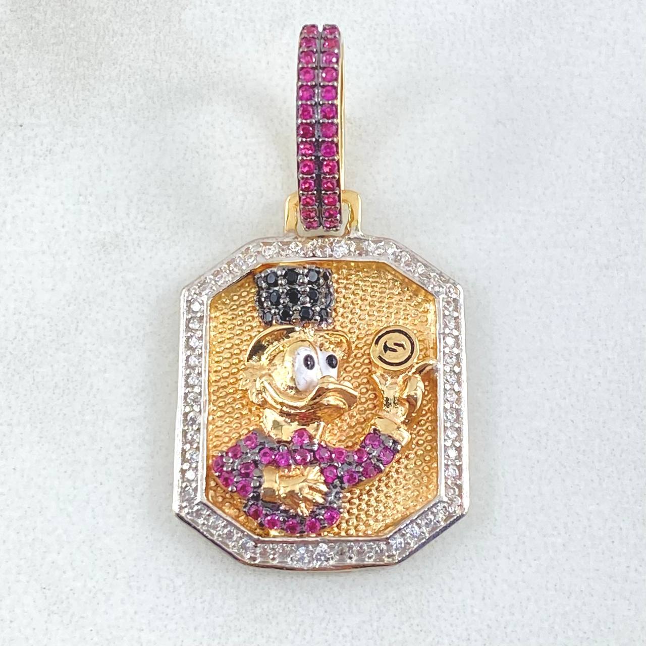 Dije Placa Pato Dinero 6.35gr / 3.7cm / Dos Oros Amarillo Blanco 18K *