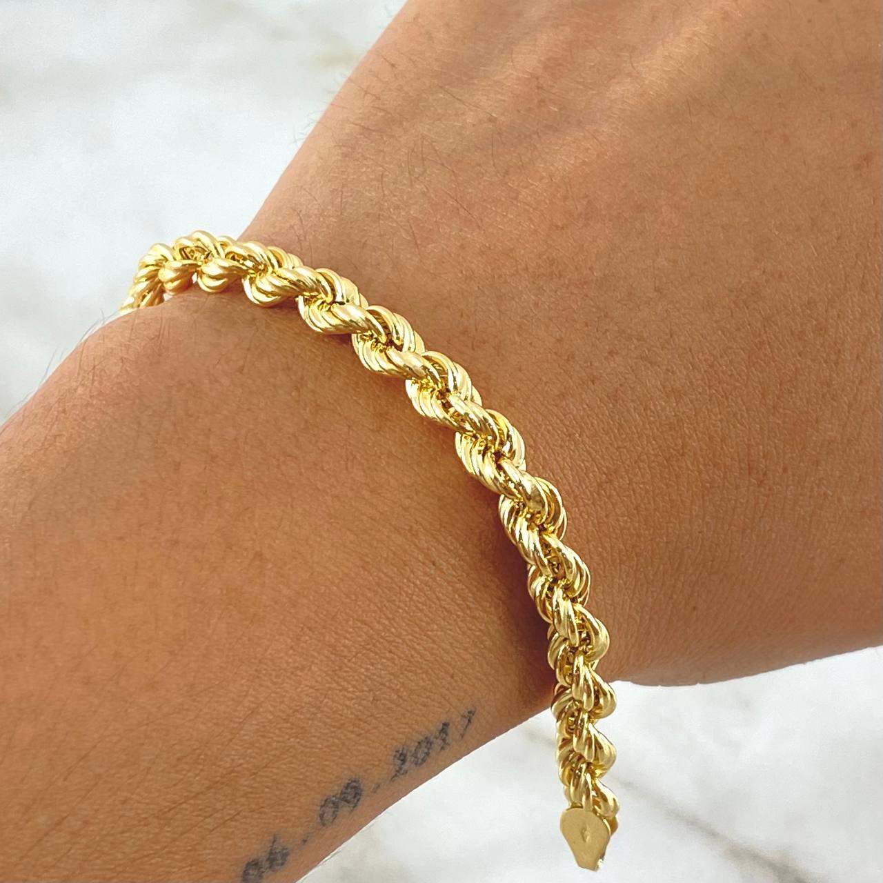 Pulso Lazo 6.3gr / 21.5cm / 5.4mm Oro Amarillo +3 18K