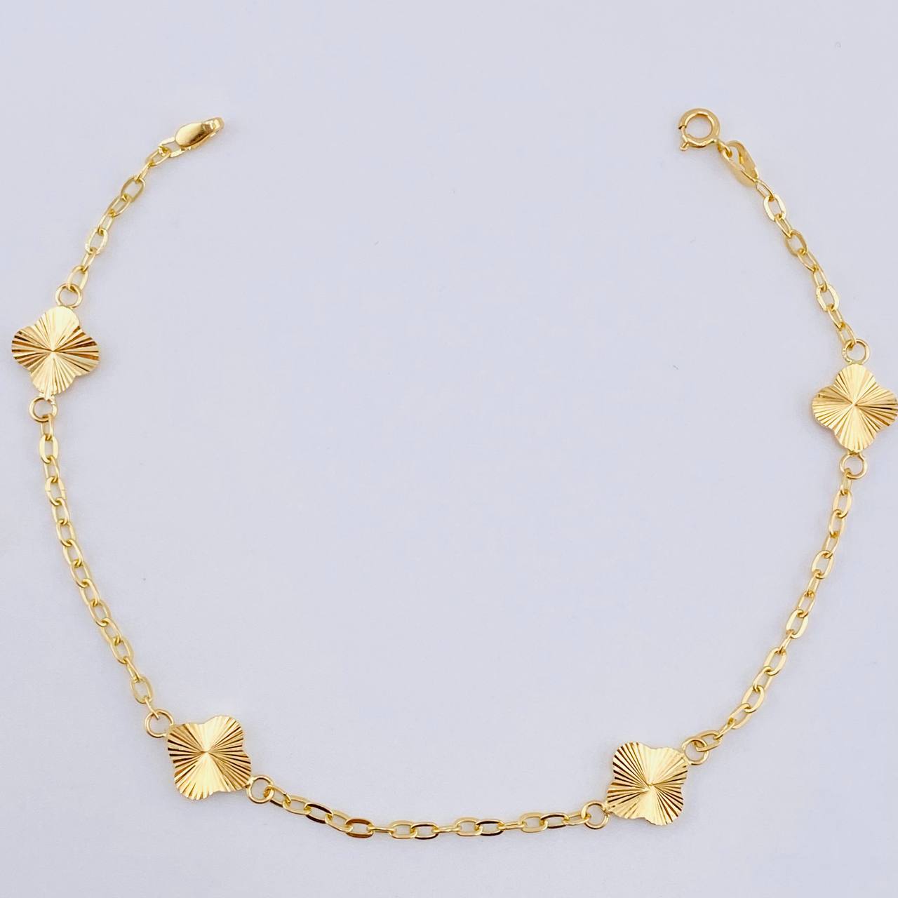 Pulso Aro Seguido Trebol Doble Faz 2.35gr / 19cm / 8.1mm Oro Amarillo 18K