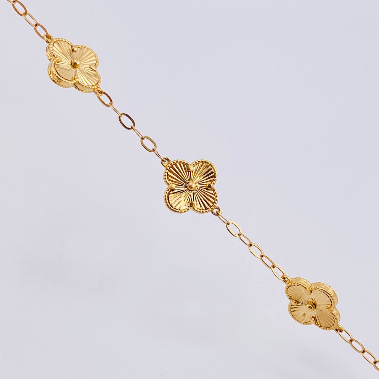 Pulso Aro Seguido Trebol Dorado 4.4gr / 18.5cm-20cm / 11mm Oro Amarillo Nac.Esp. 18K ©