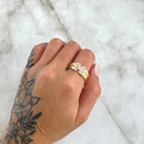 Anillo Cinturon Vertebrado 5.05gr / T9 1/4 / Circones Blancos Oro Amarillo 18K