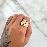 Anillo Herradura Caballo 3.25gr / T8 1/2 / Circones Verdes Oro Amarillo 18K ©