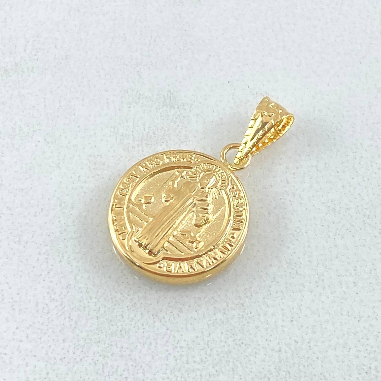 Dije San Benito 0.9gr / 2cm / Oro Amarillo 18K ©
