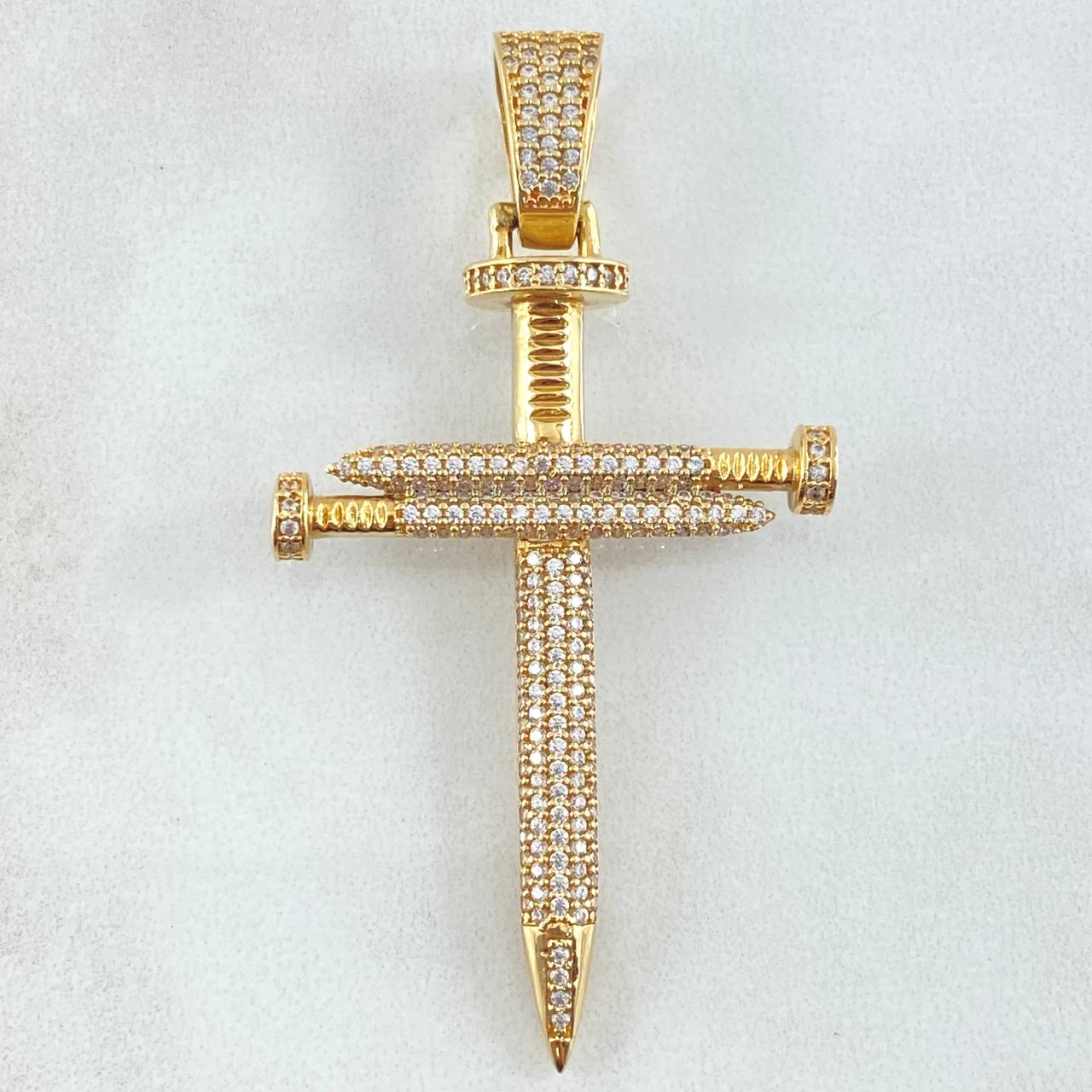 Dije Cruz Clavo 7.5gr / 6cm / Oro Amarillo 18K ©