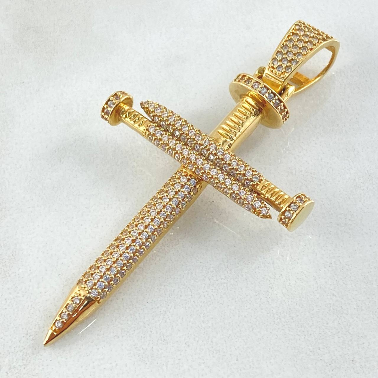Dije Cruz Clavo 7.5gr / 6cm / Oro Amarillo 18K ©