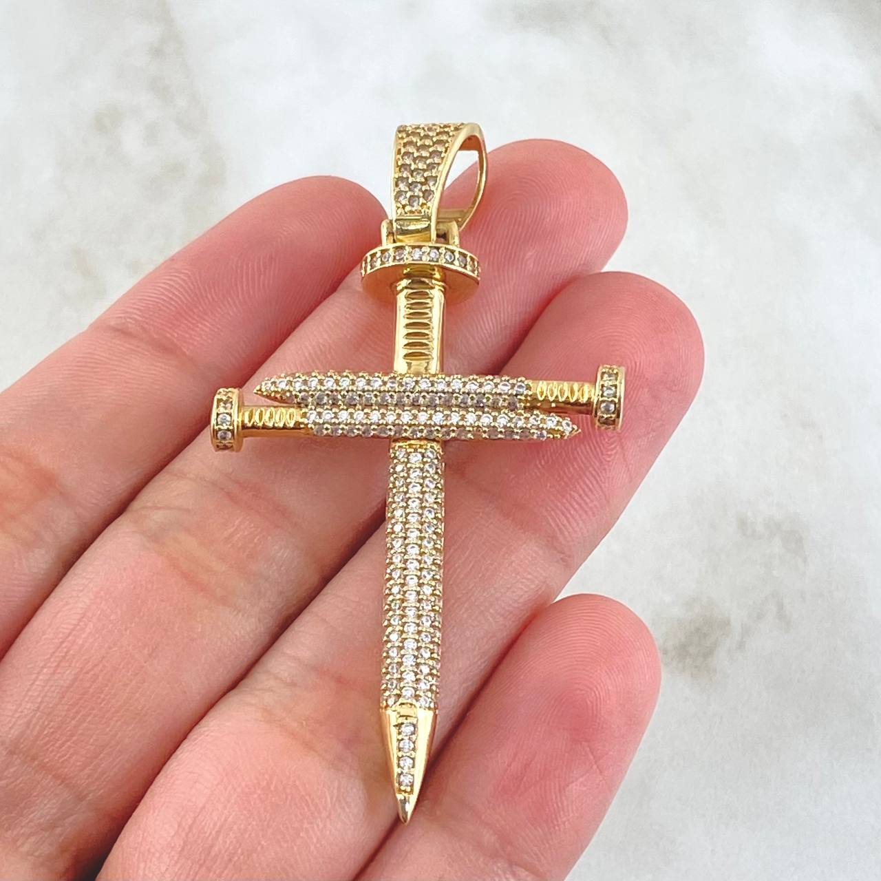 Dije Cruz Clavo 7.5gr / 6cm / Oro Amarillo 18K ©