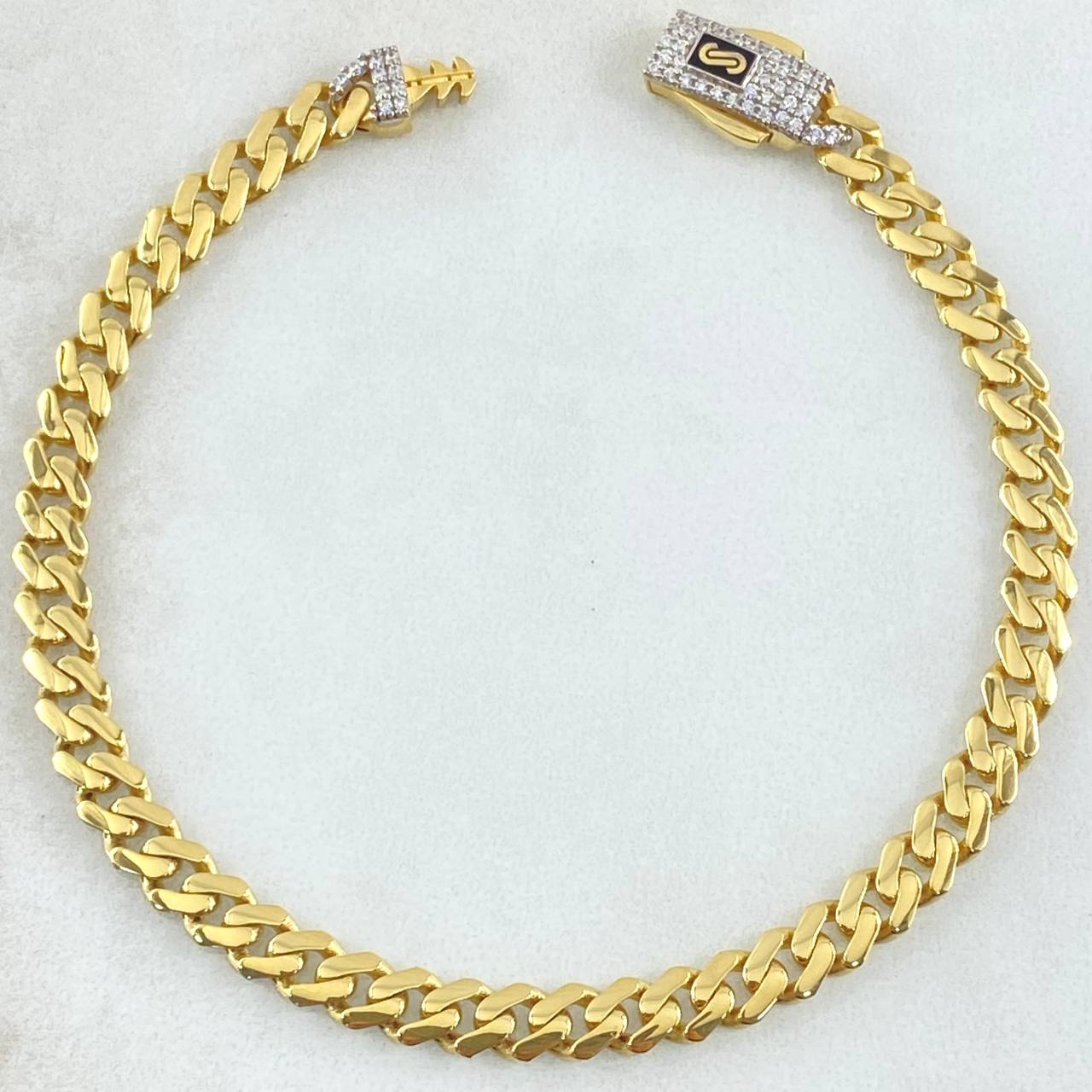 Pulso Cubano Infinito 6.8gr / 19.5cm / Oro Amarillo +4 18K *