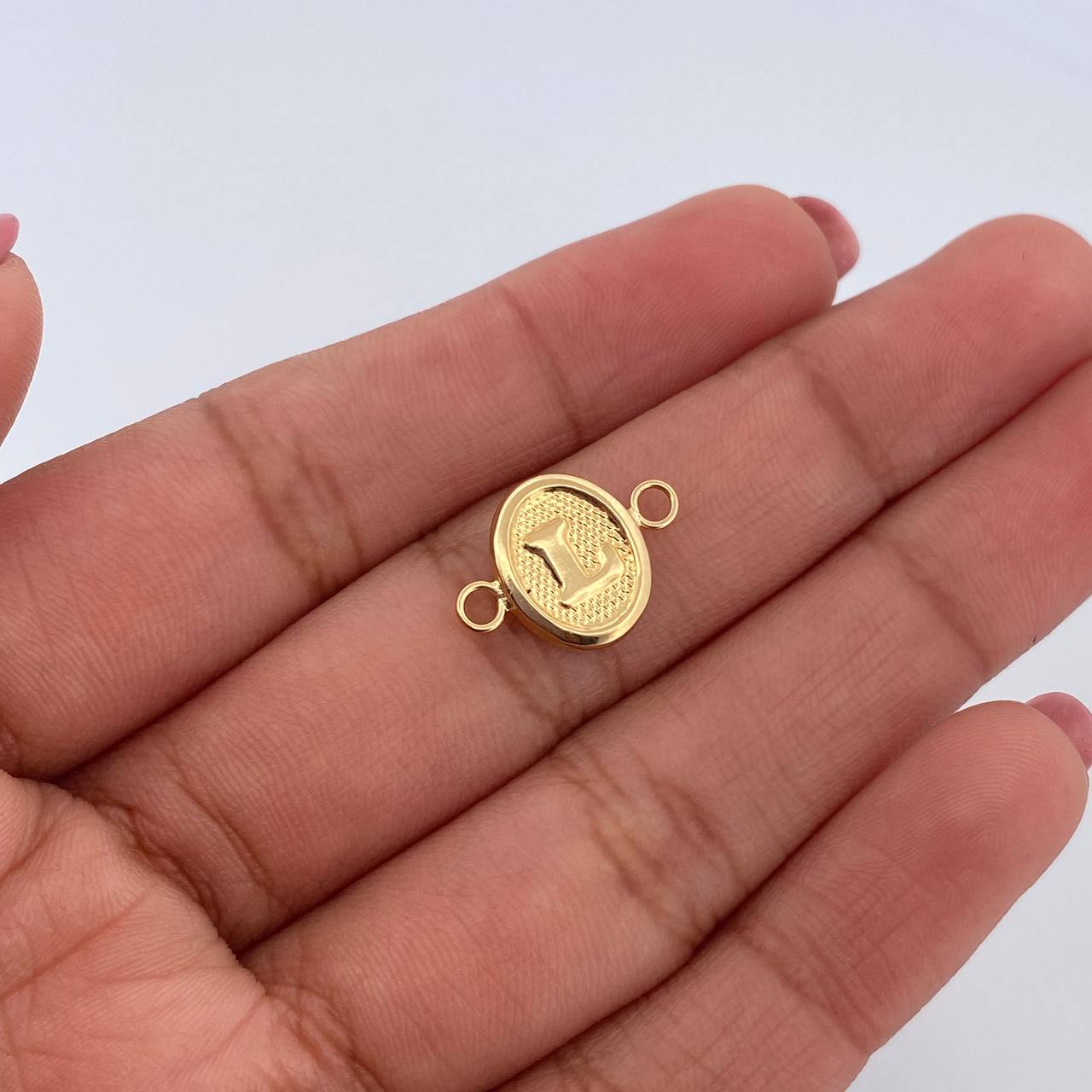 Herraje Letra L 0.4gr / 1.6cm / Oro Amarillo 18K &