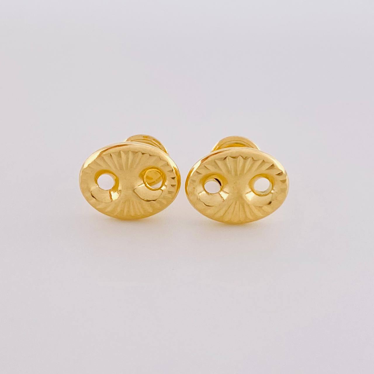 Topos Gc Diamantado 0.95 g / 7.9 mm Oro Amarillo 18K