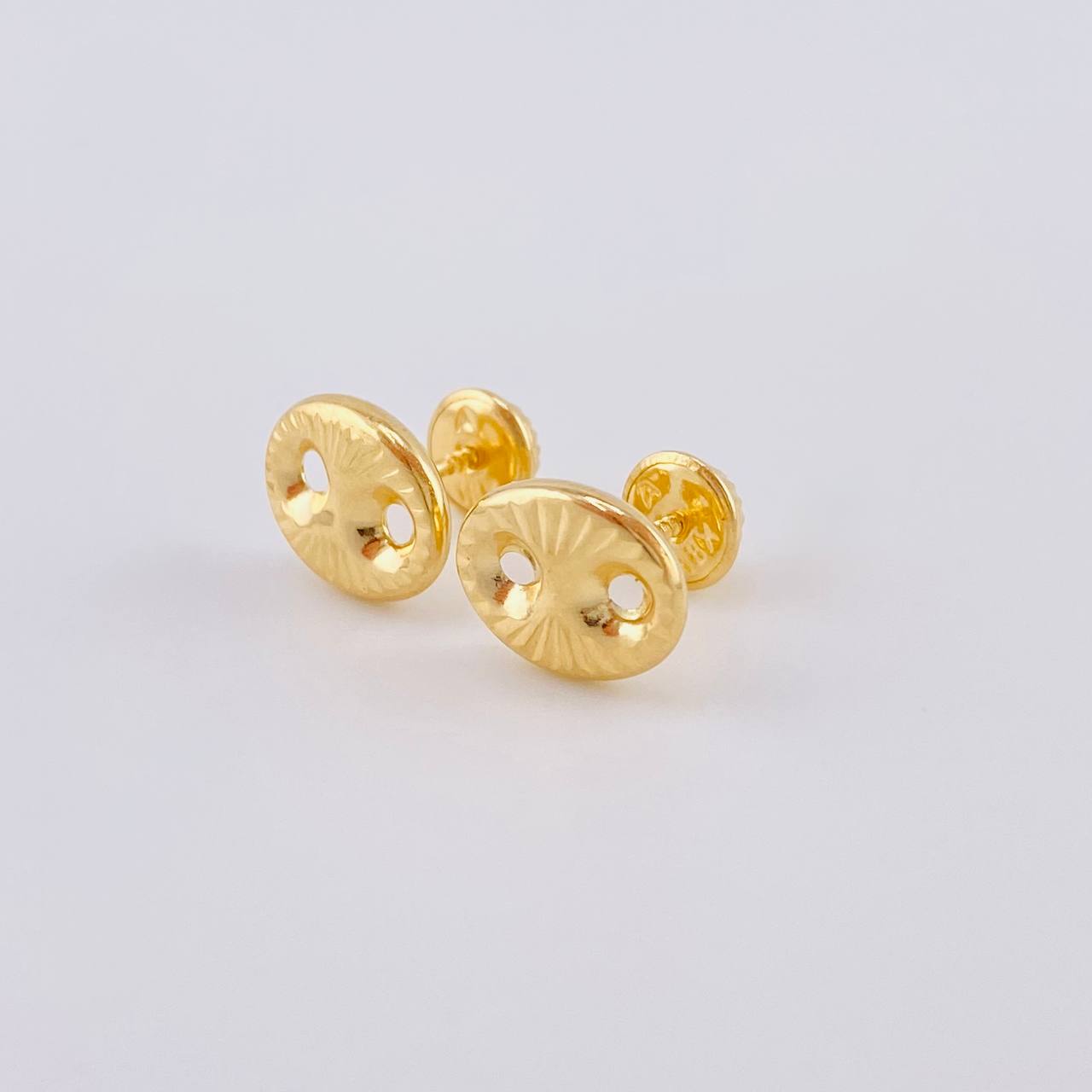 Topos Gc Diamantado 0.9 g / 7.9 mm Oro Amarillo 18K