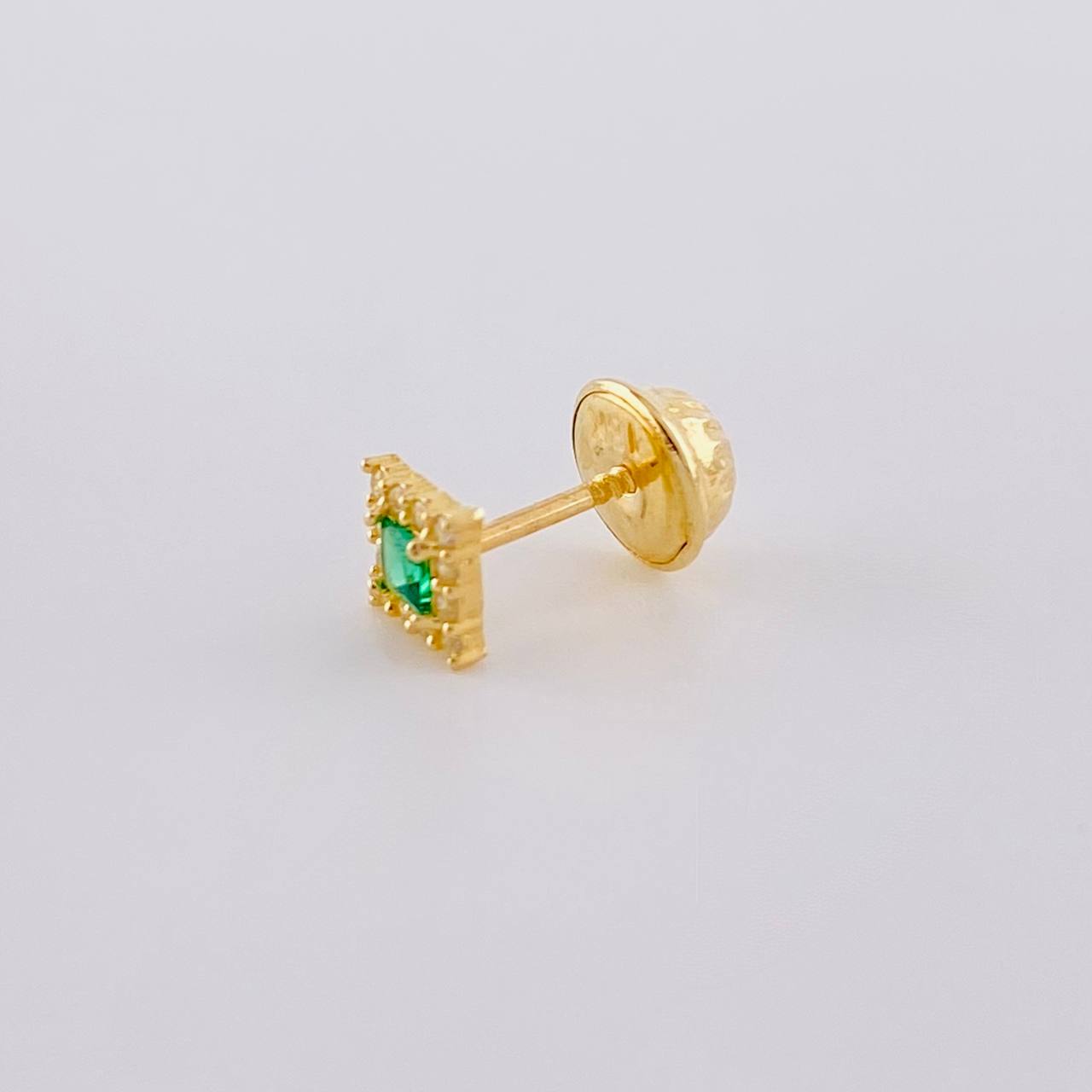 Topo Solitario Halo Cuadrado 0.3 g / 4.4 mm Oro Amarillo 18K