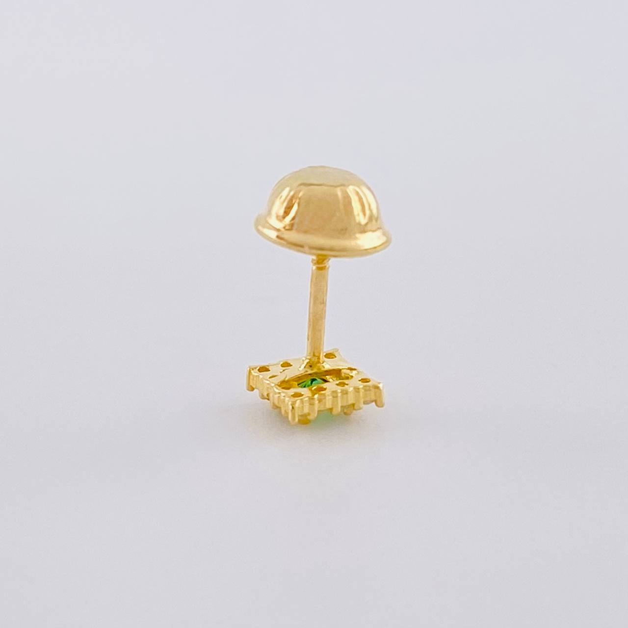 Topo Solitario Halo Cuadrado 0.3 g / 4.4 mm Oro Amarillo 18K