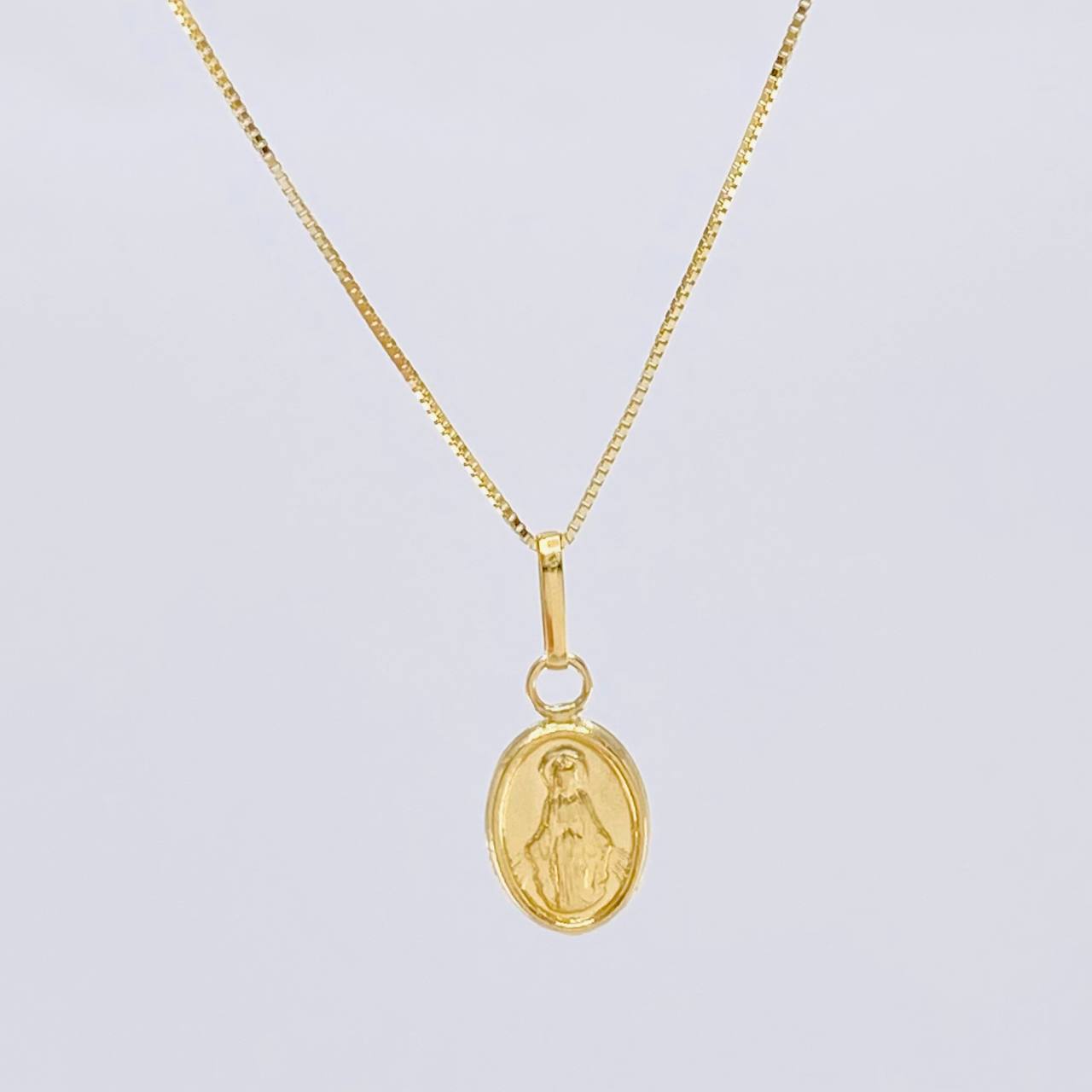 Set Cadena Veneciana + Dije Virgen Milagrosa / 1.25 g / 50.3 cm Oro Amarillo 18K