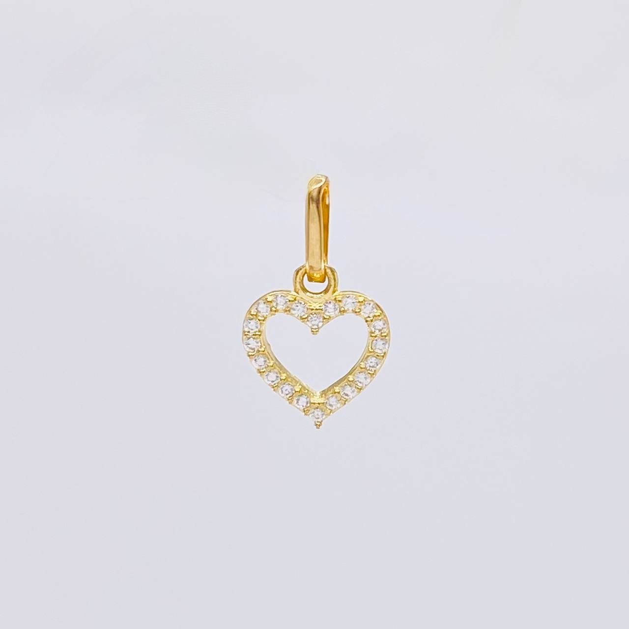 Dije Silueta Corazón 0.6 g / 1.5 cm Oro Amarillo 18K