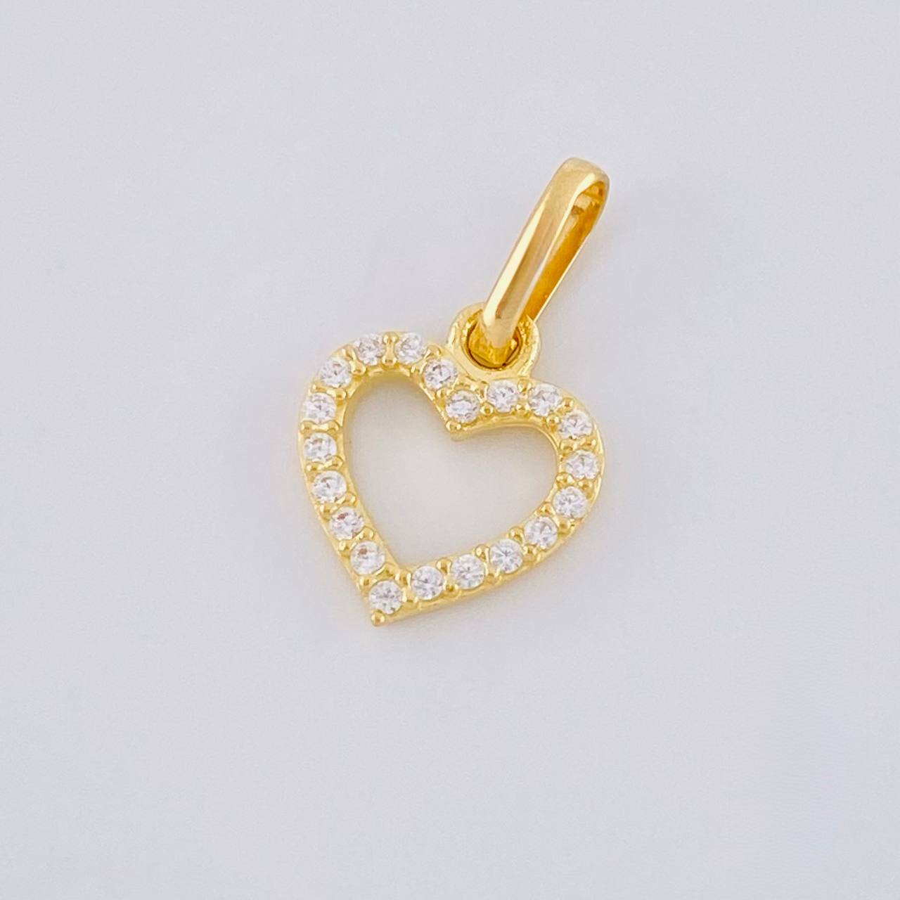 Dije Silueta Corazón 0.6 g / 1.5 cm Oro Amarillo 18K