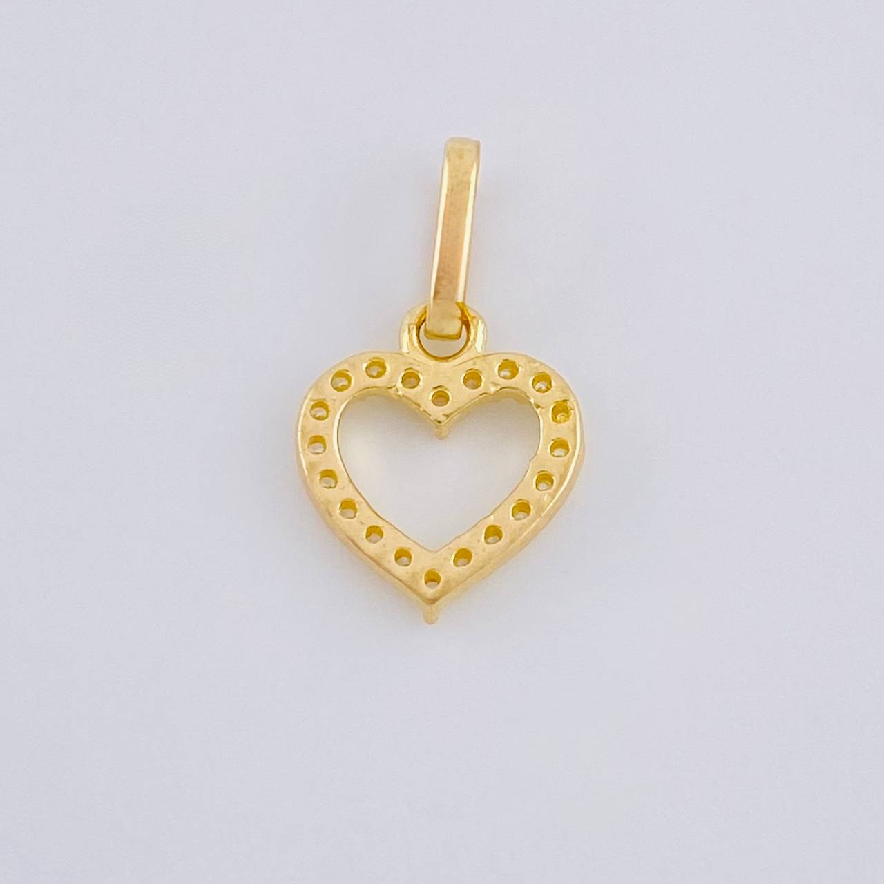 Dije Silueta Corazón 0.6 g / 1.5 cm Oro Amarillo 18K