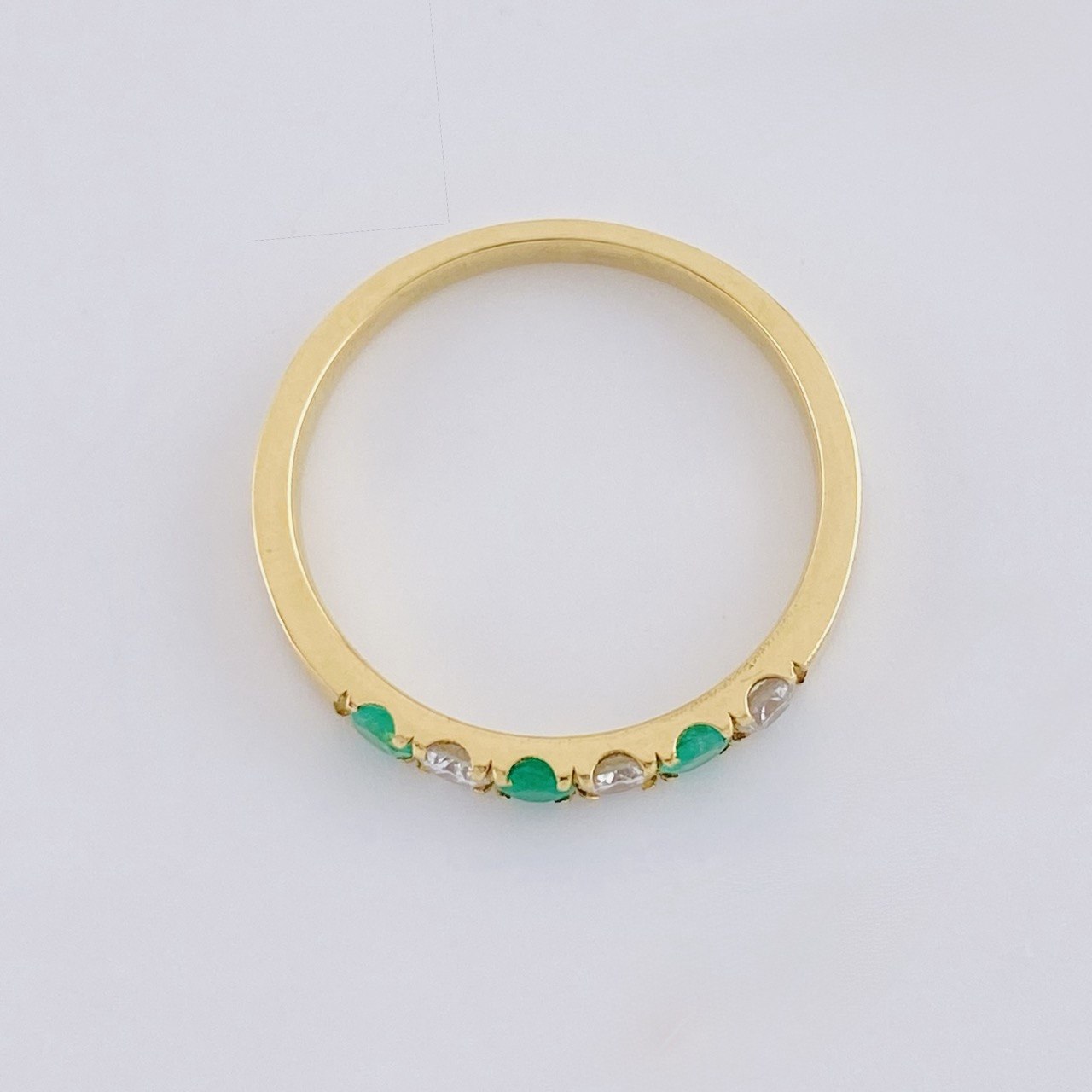 Anillo Churumbela Aura Esmeraldas 21Pts, Diamantades 21Pts 2.55 g / T7 3/4 Oro Amarillo 18K