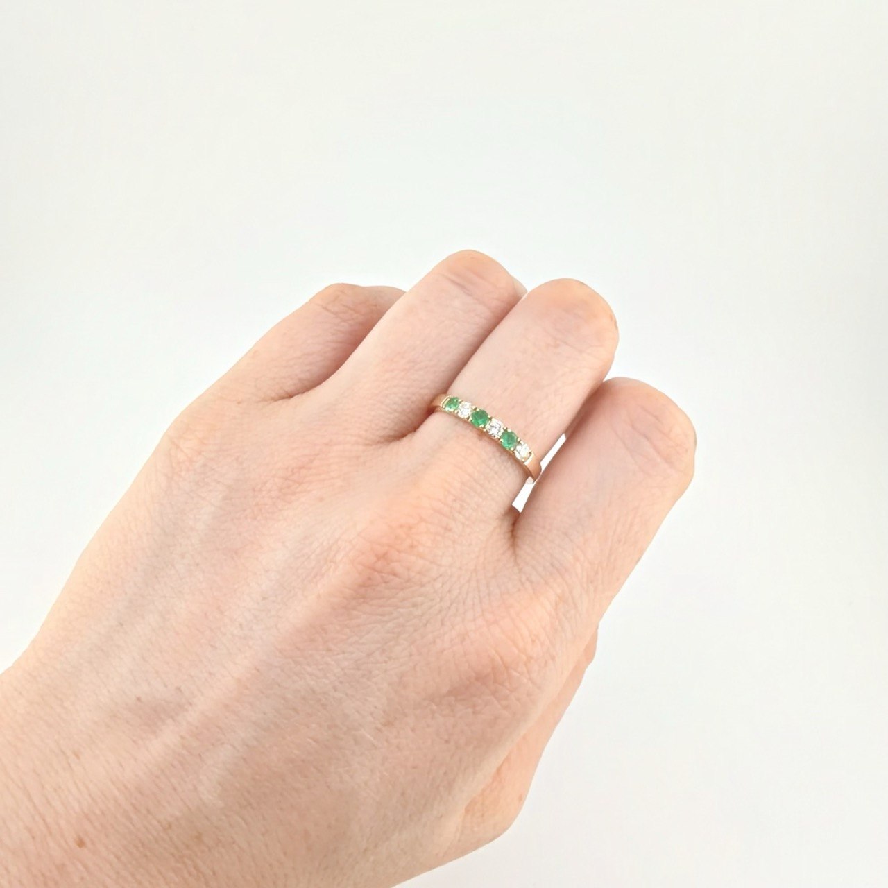Anillo Churumbela Aura Esmeraldas 21Pts, Diamantades 21Pts 2.55 g / T7 3/4 Oro Amarillo 18K